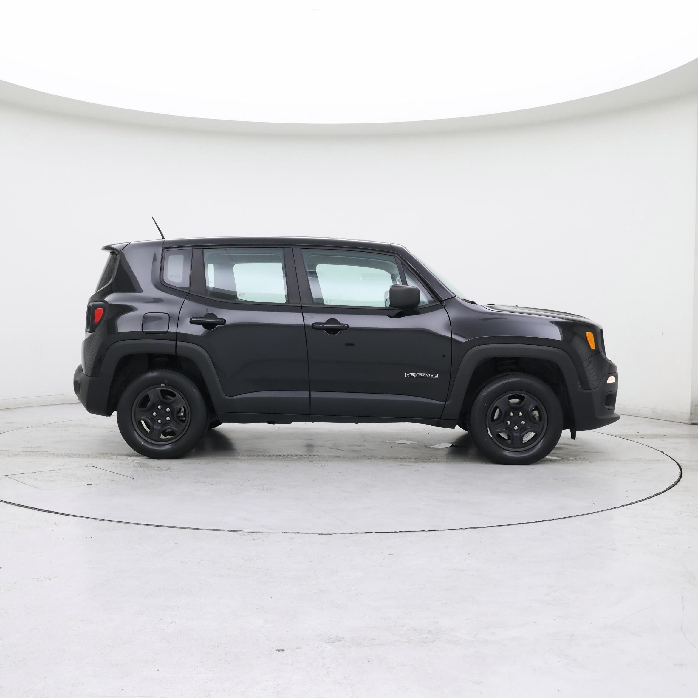 Thumbnail: 2017 Jeep Renegade - 7