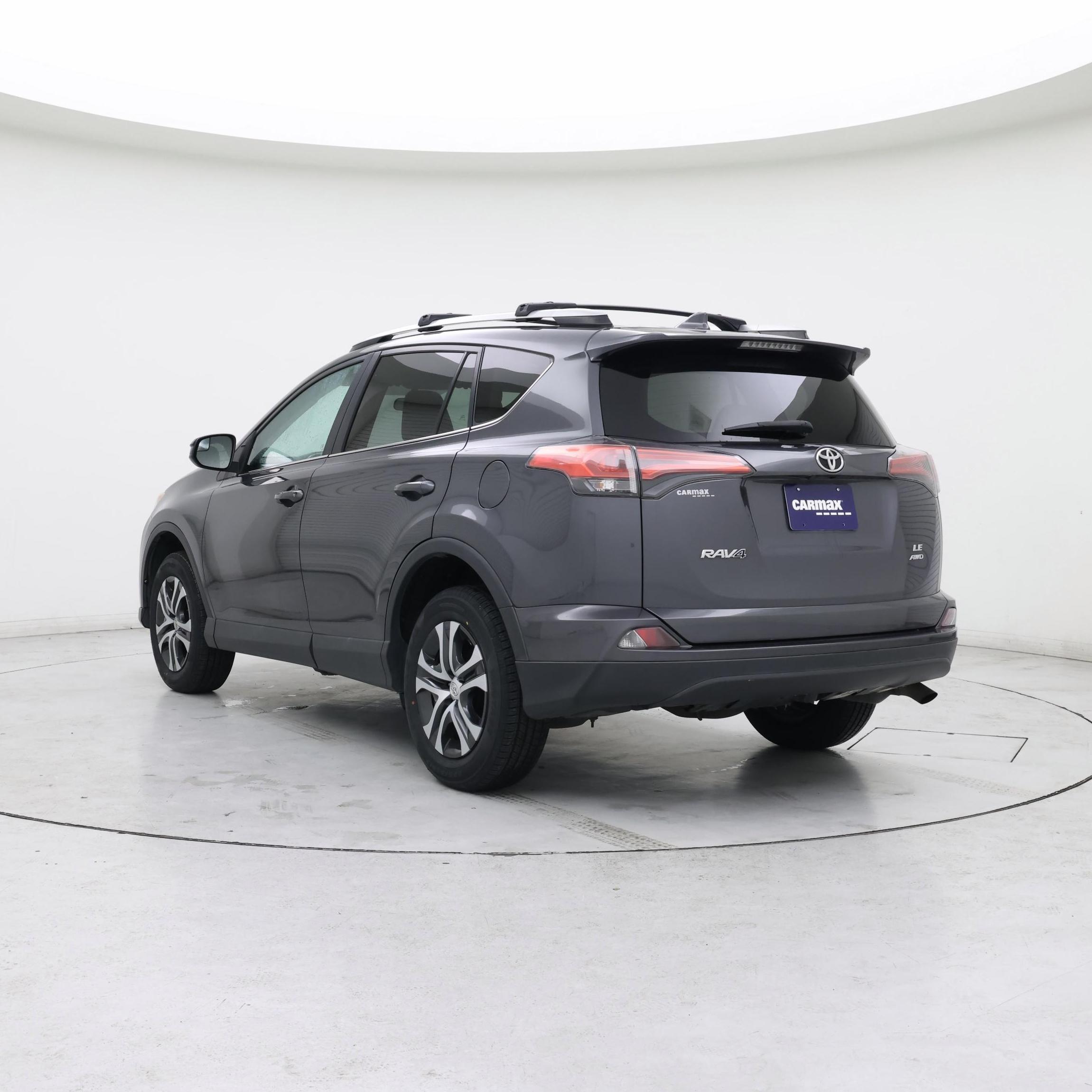 Thumbnail: 2016 Toyota RAV4 - 2