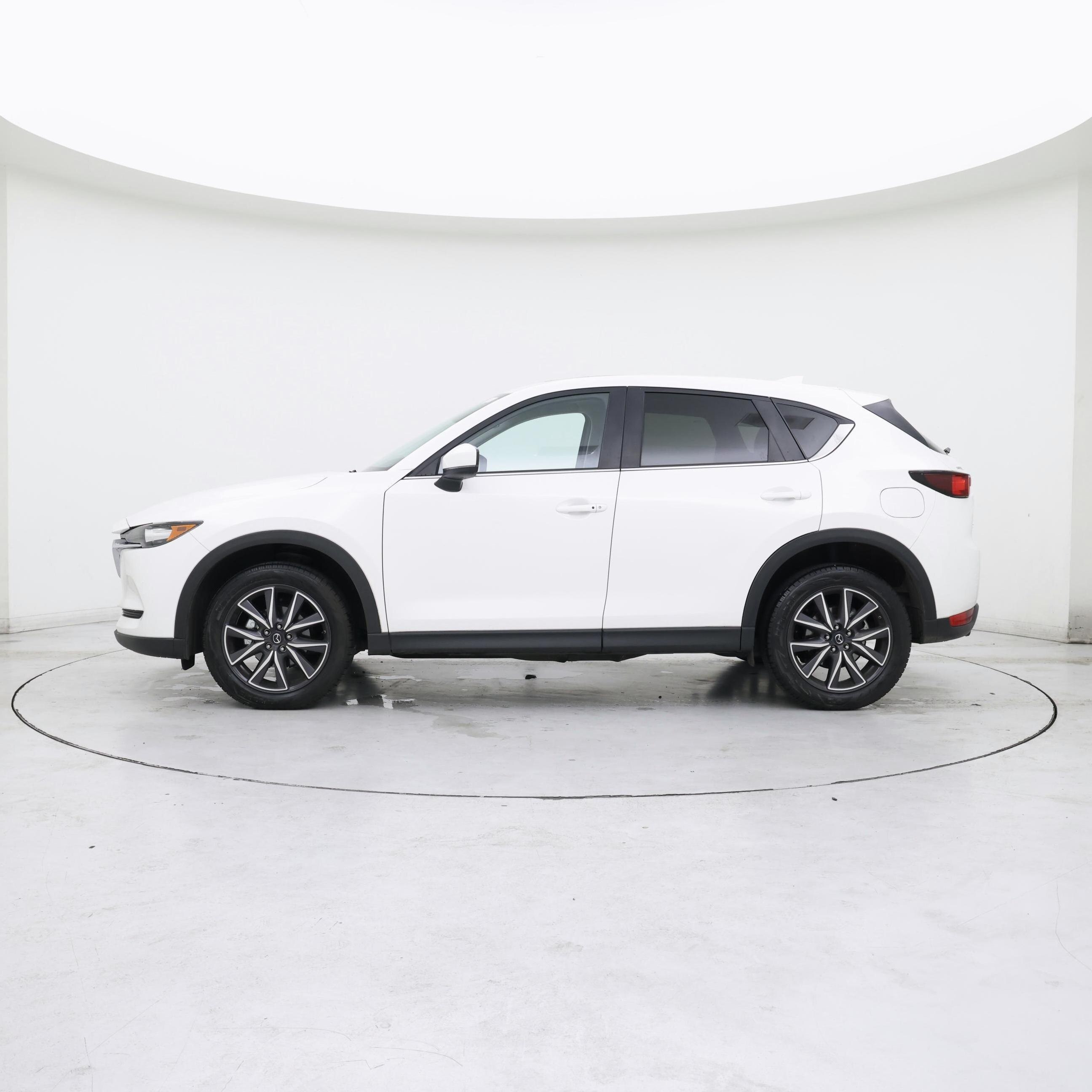 Thumbnail: 2018 Mazda CX-5 - 3