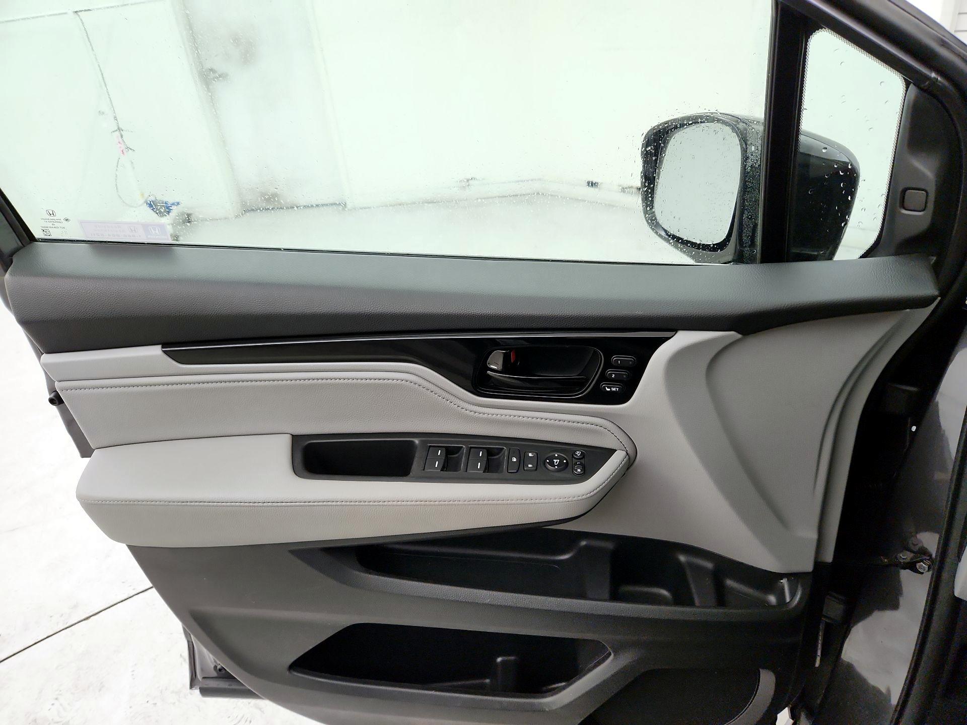 Thumbnail: 2020 Honda Odyssey - 12