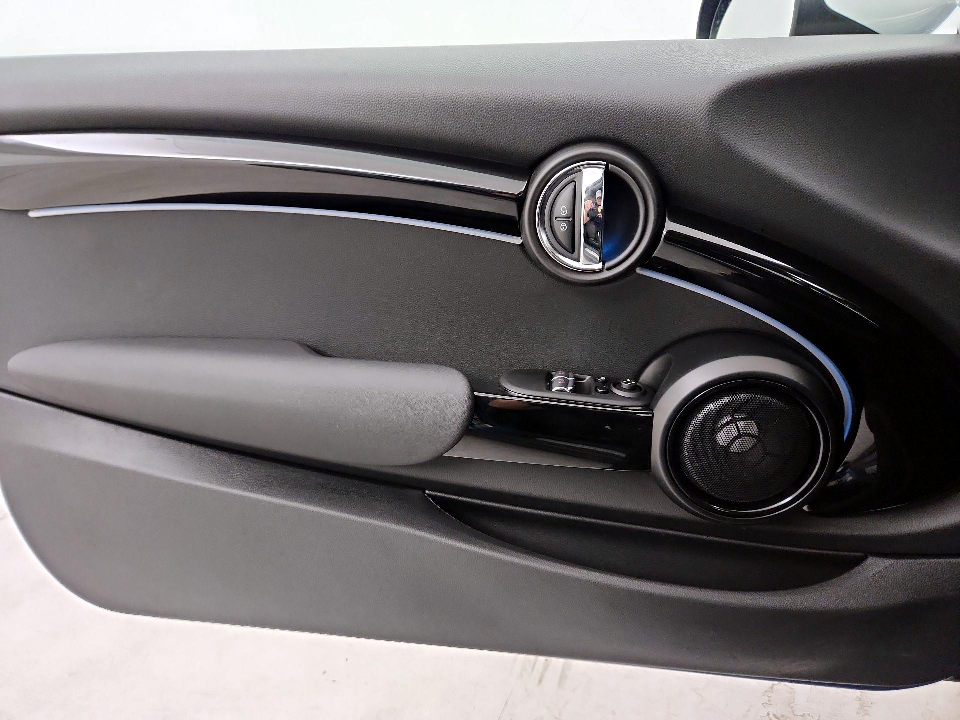Thumbnail: 2023 MINI Cooper Hardtop - 12