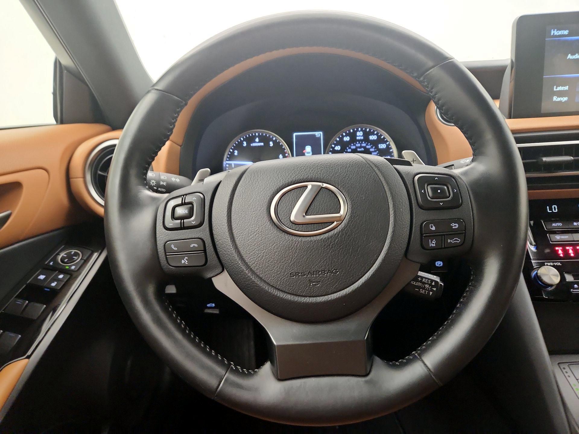 Thumbnail: 2021 Lexus IS - 10