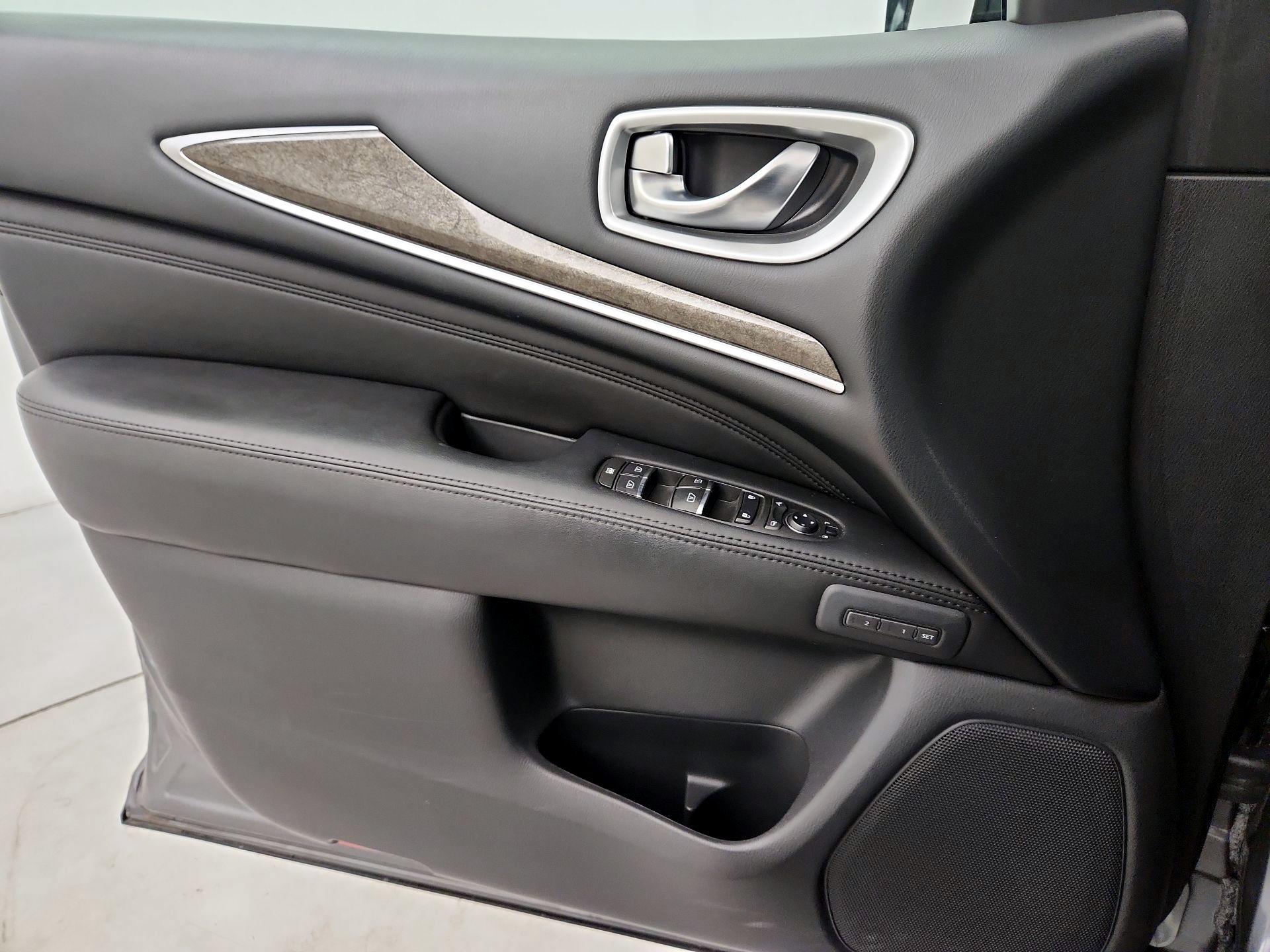Thumbnail: 2015 INFINITI QX60 - 12