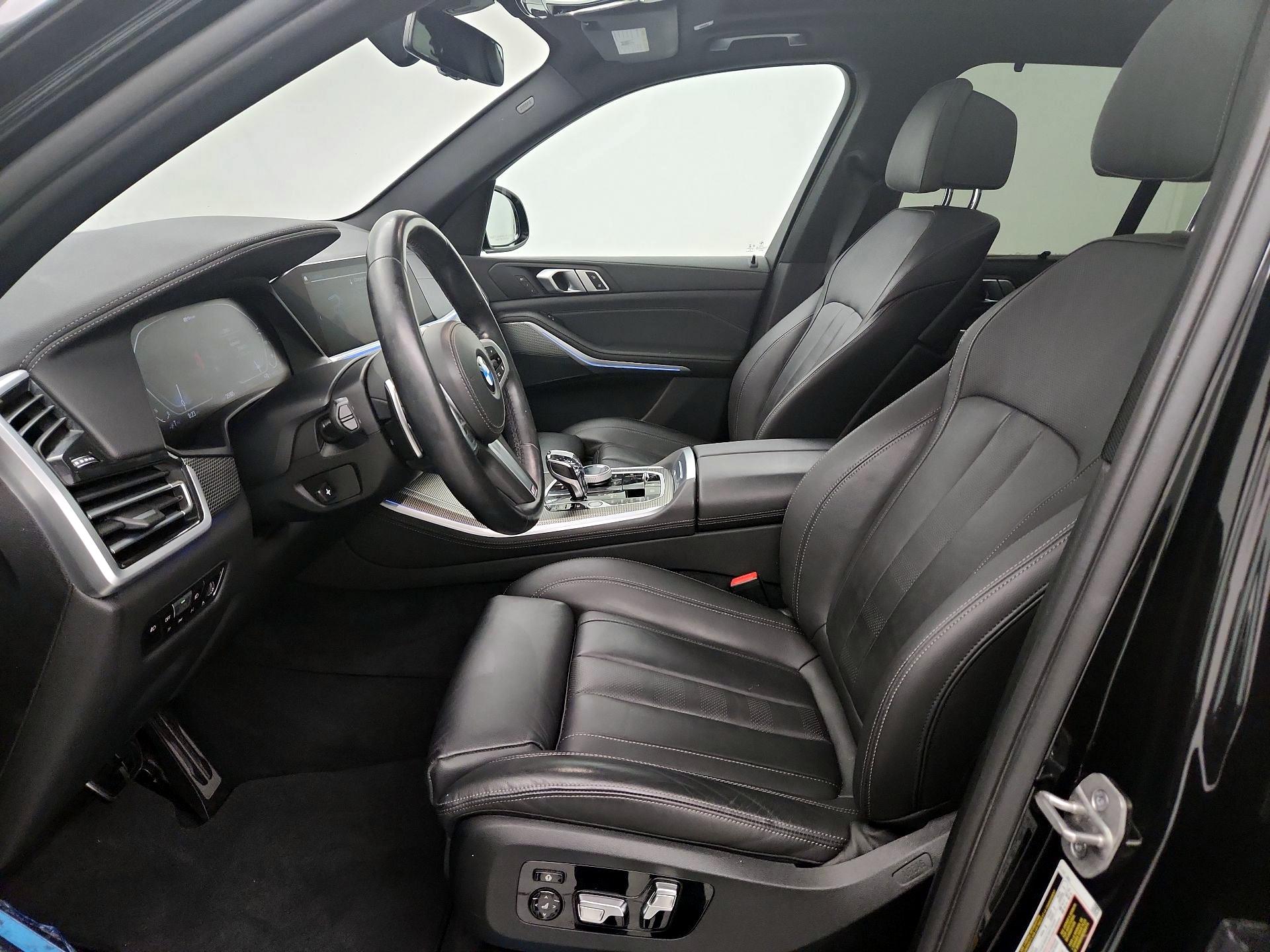 Thumbnail: 2021 BMW X5 - 11