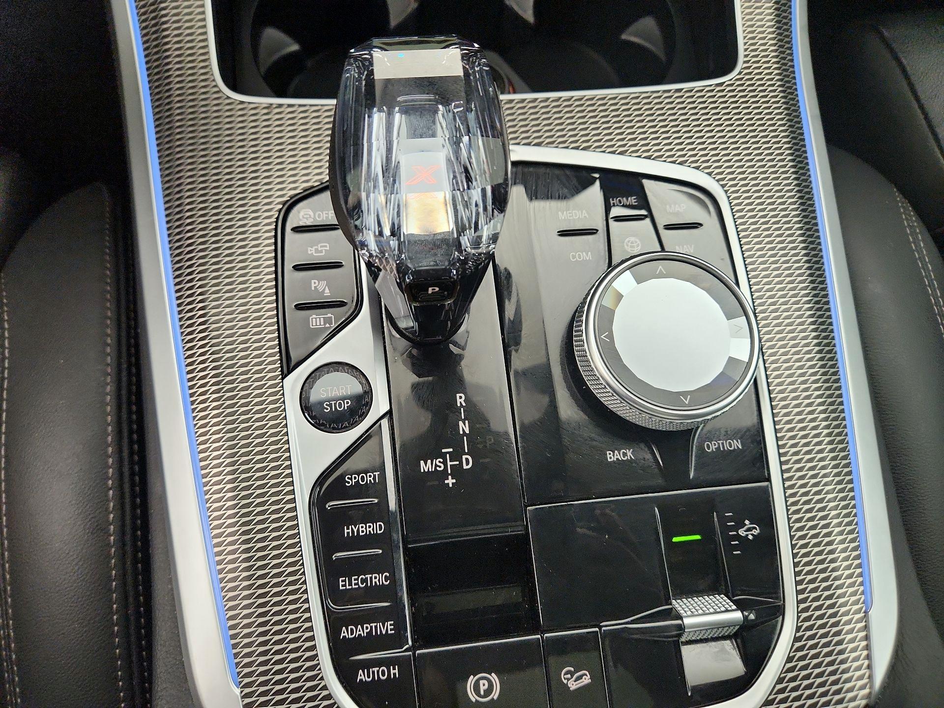 Thumbnail: 2021 BMW X5 - 18