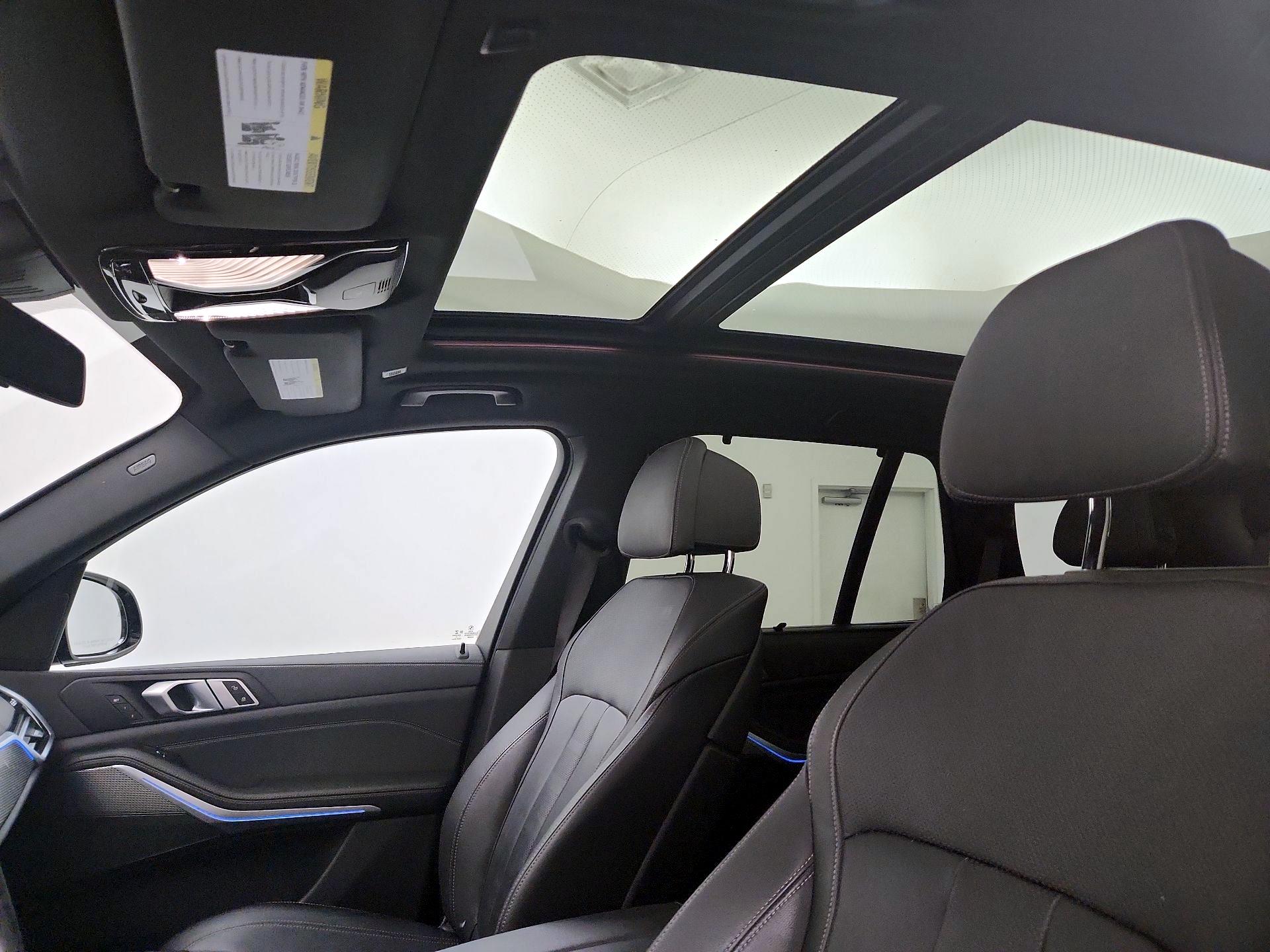 Thumbnail: 2021 BMW X5 - 20