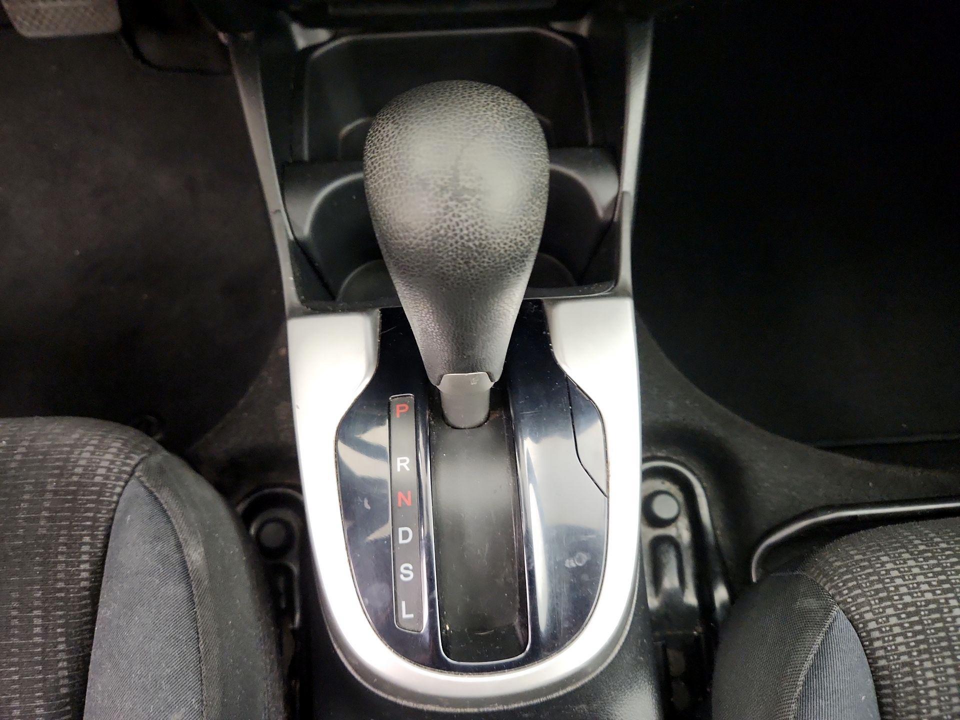Thumbnail: 2015 Honda Fit - 17