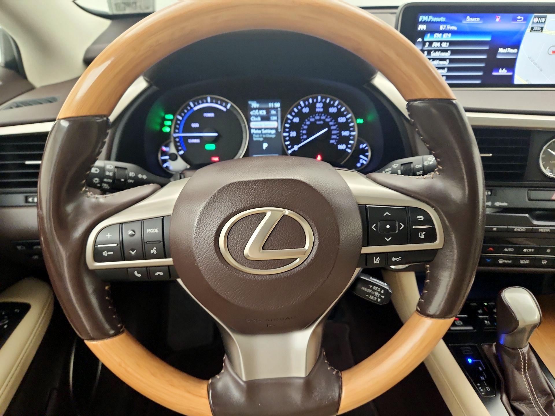 Thumbnail: 2019 Lexus RX - 10