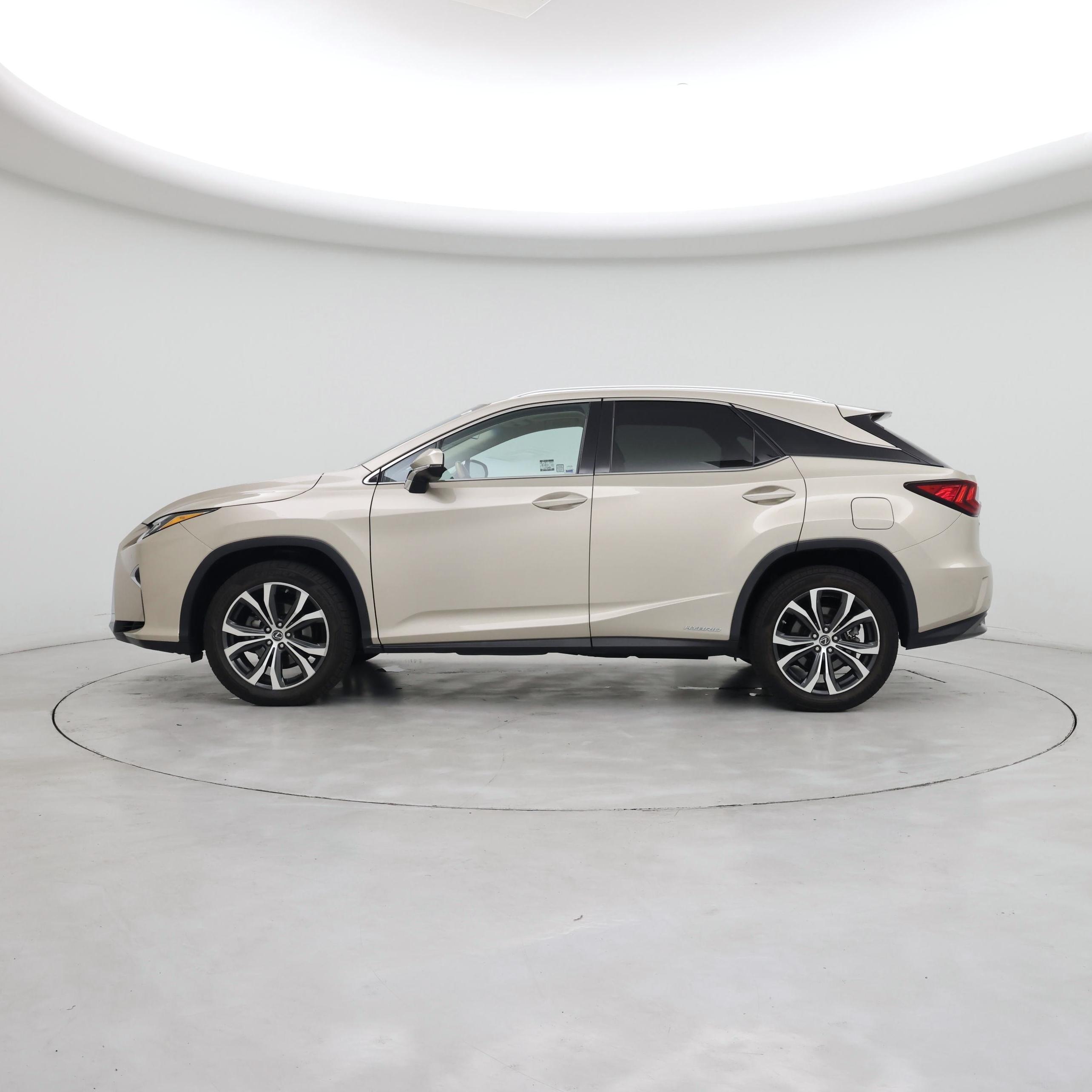 Thumbnail: 2019 Lexus RX - 3