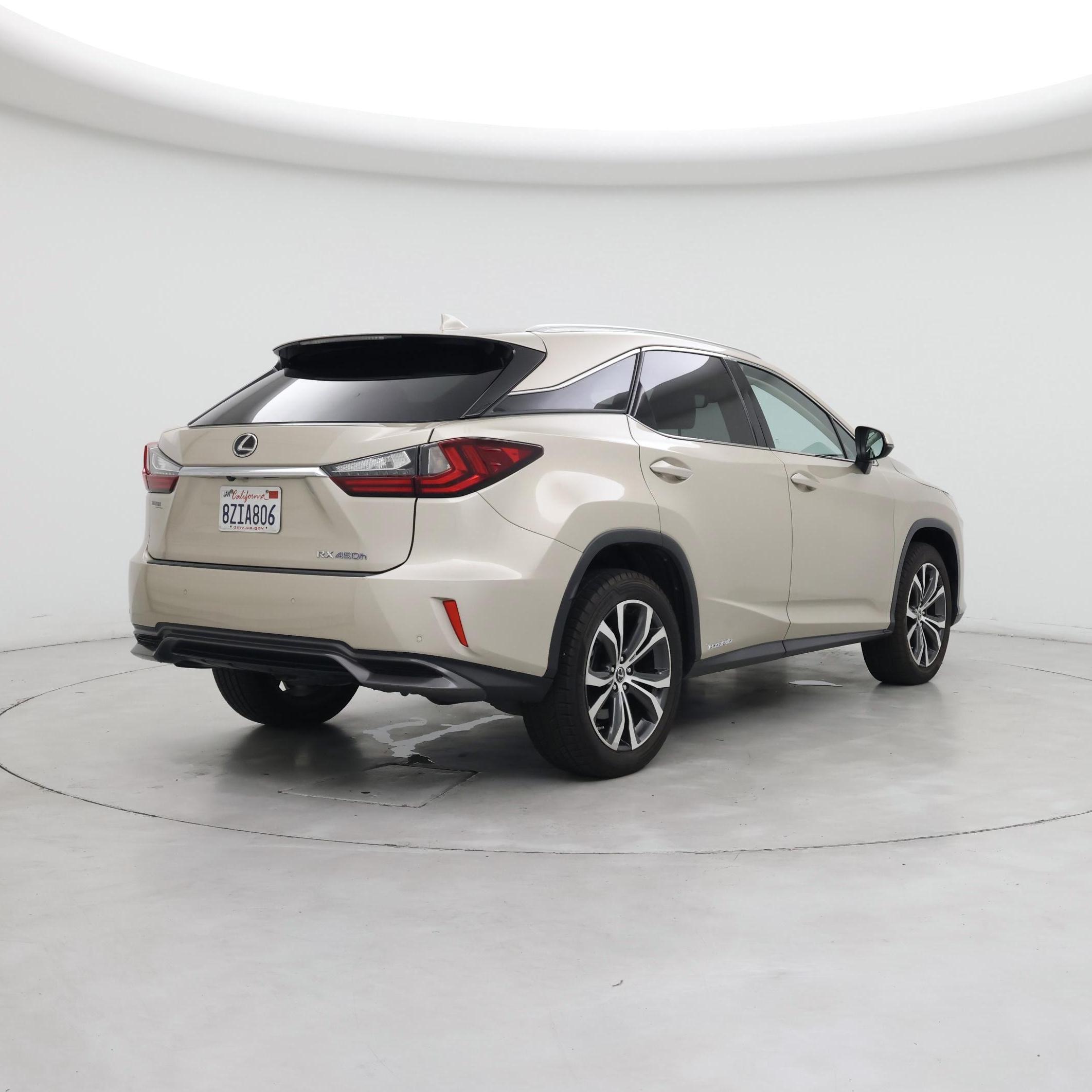 Thumbnail: 2019 Lexus RX - 8