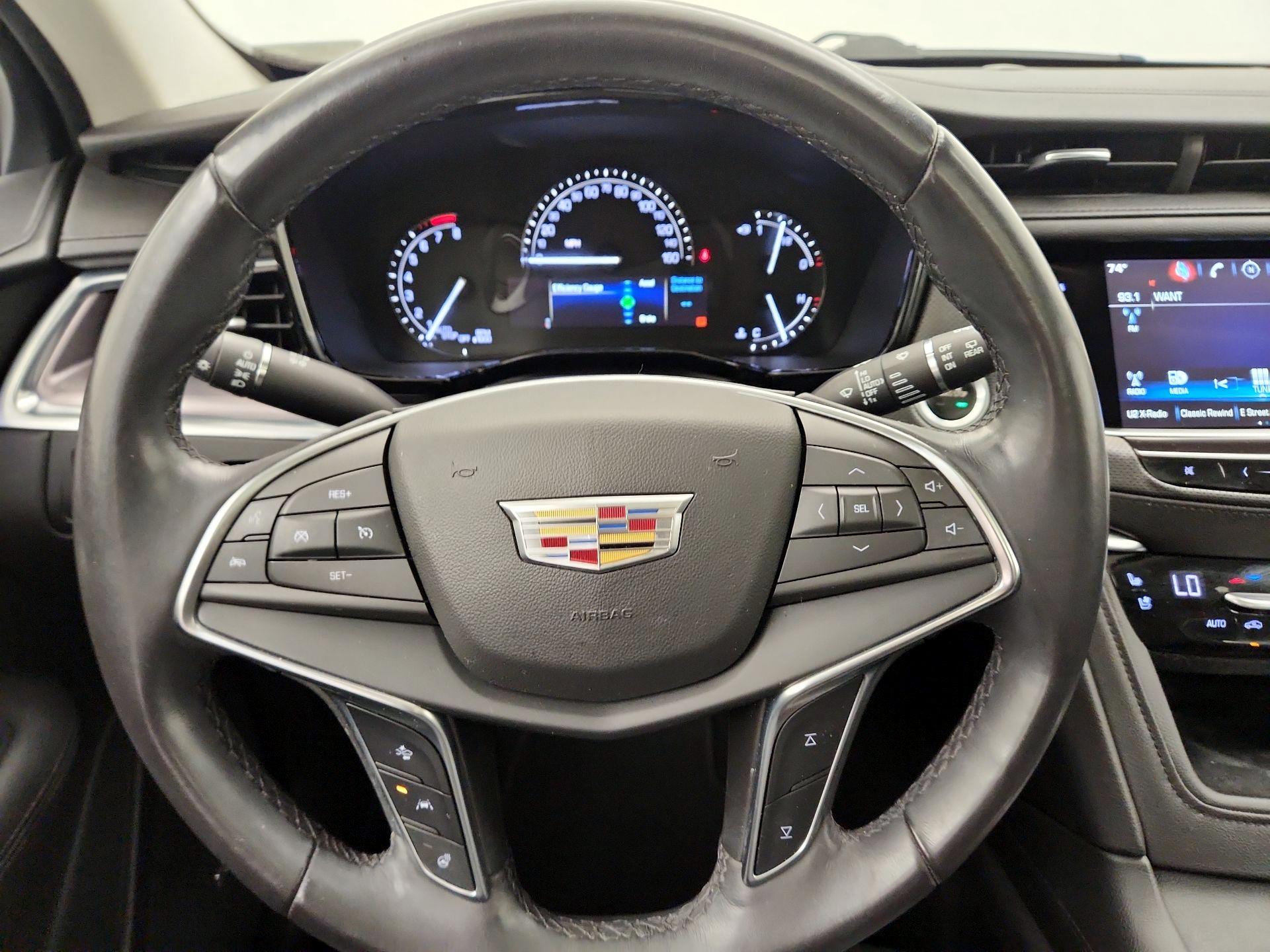 Thumbnail: 2018 Cadillac XT5 - 10