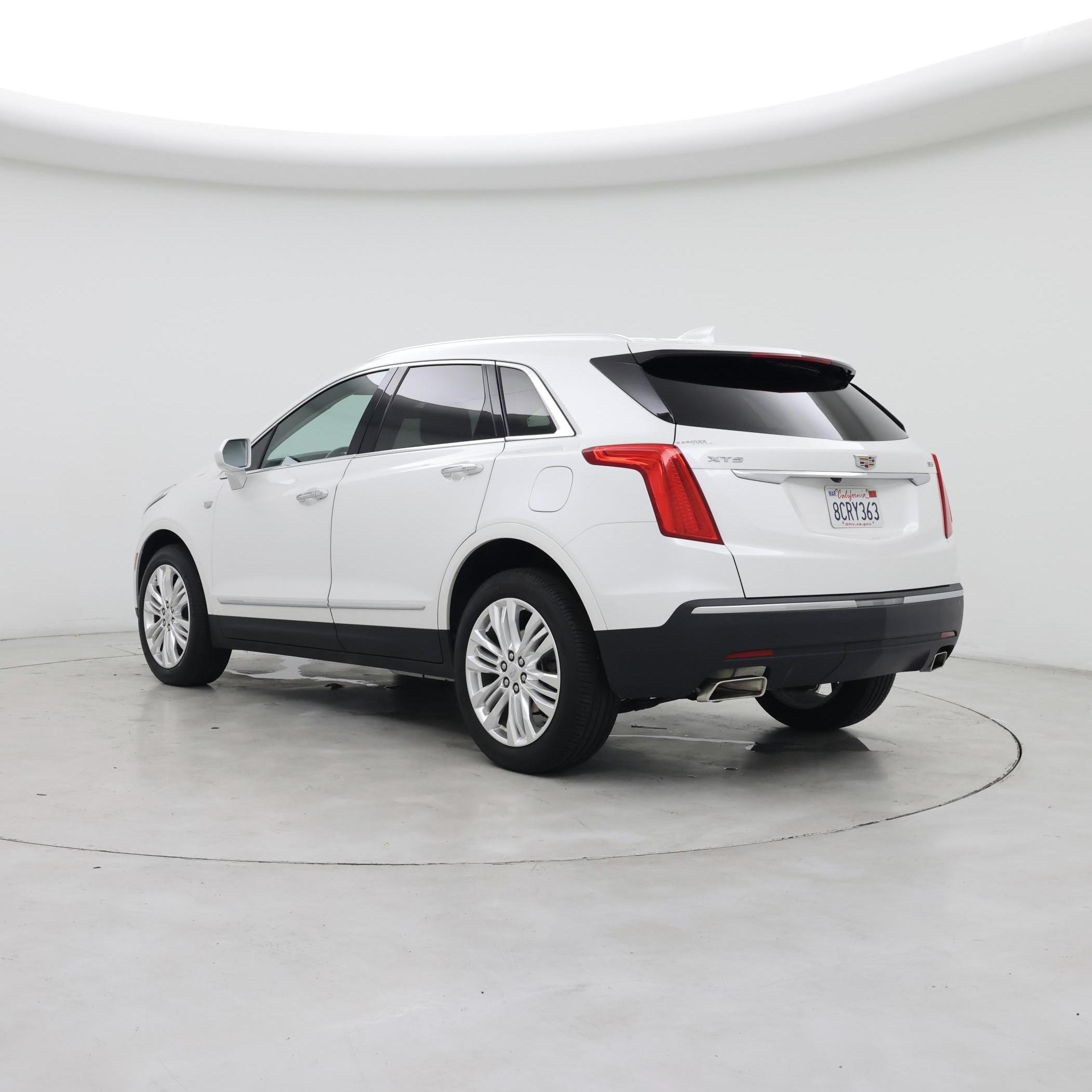 Thumbnail: 2018 Cadillac XT5 - 2