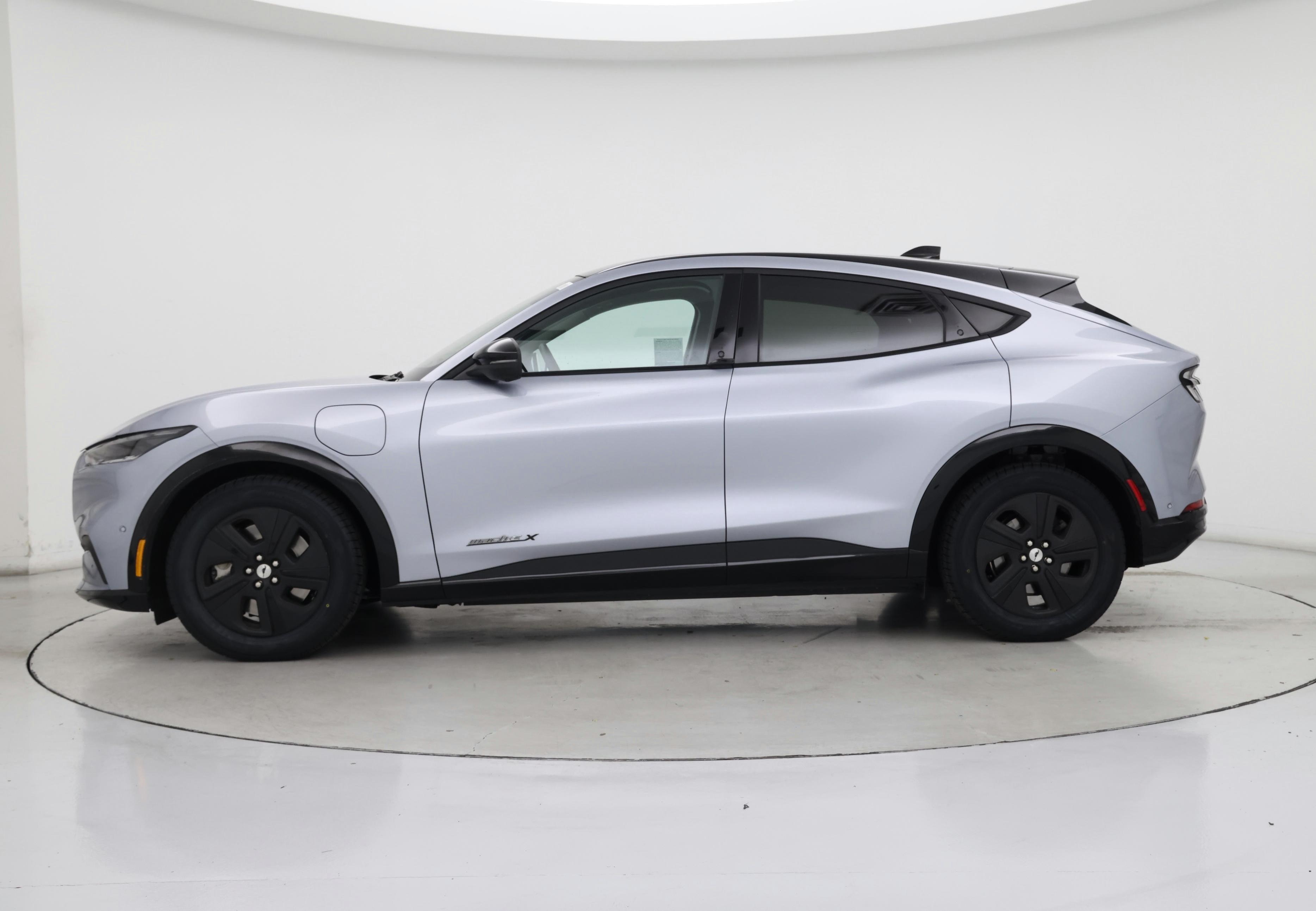 Thumbnail: 2022 Ford Mustang Mach-E - 3
