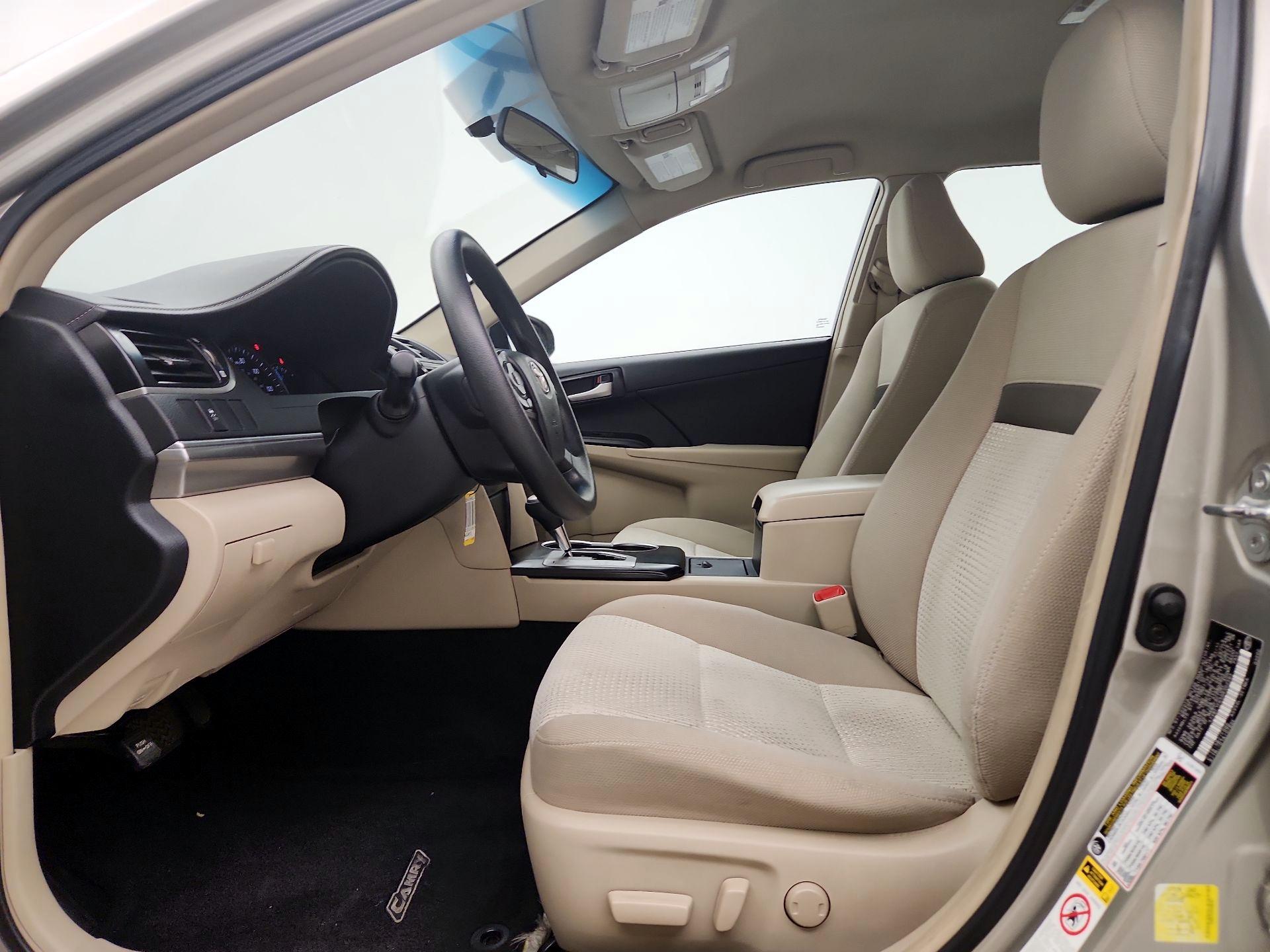 Thumbnail: 2013 Toyota Camry - 11