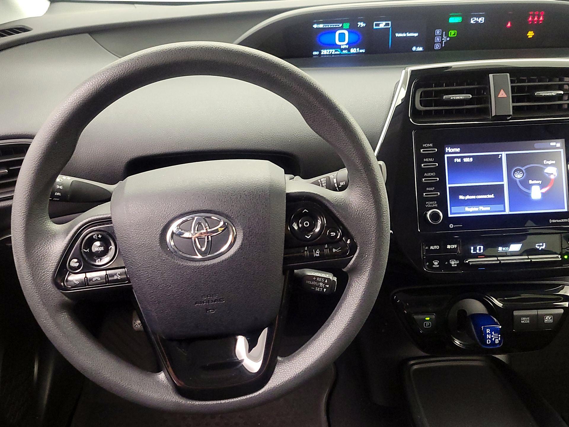 Thumbnail: 2022 Toyota Prius - 10