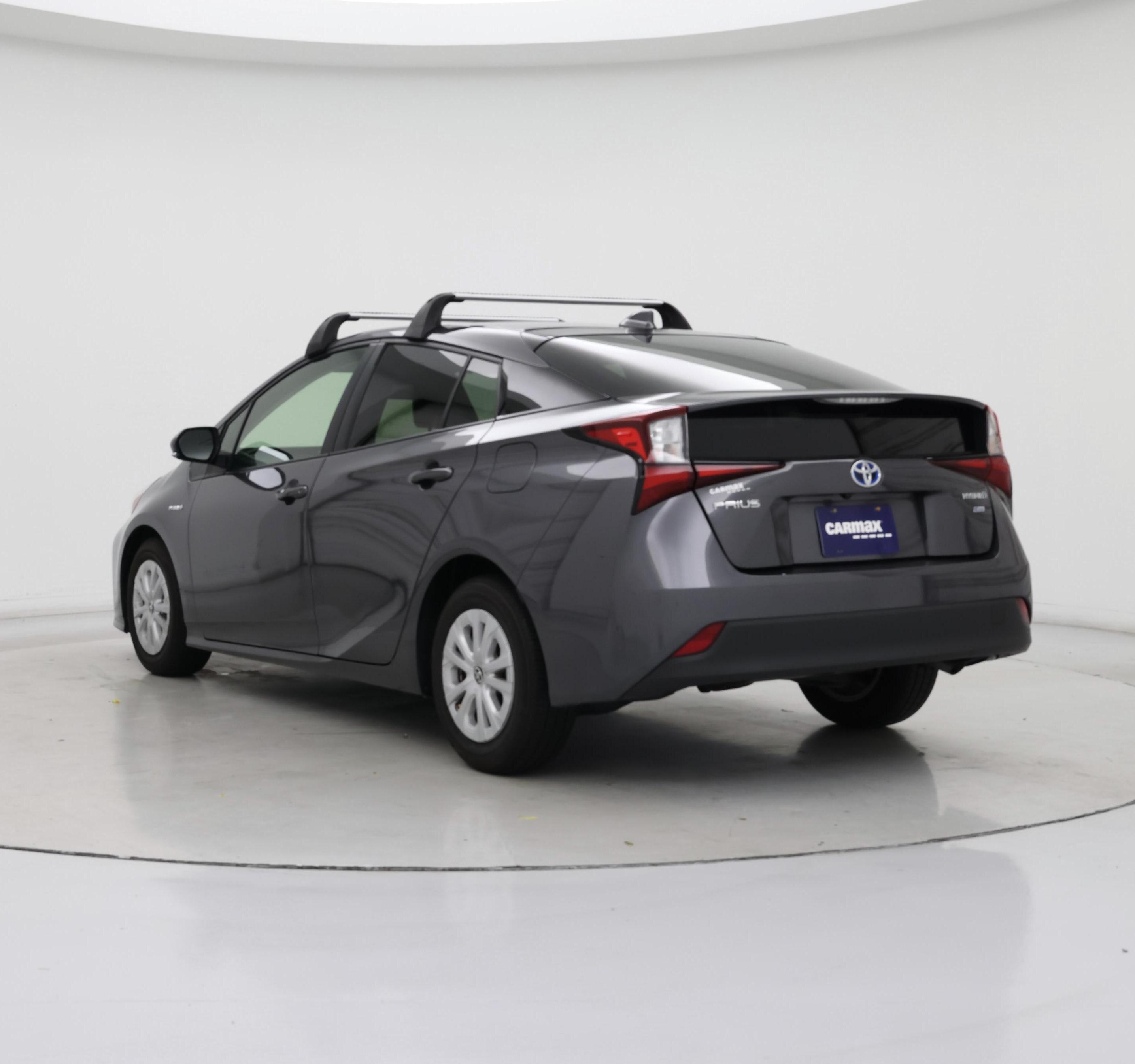 Thumbnail: 2022 Toyota Prius - 2
