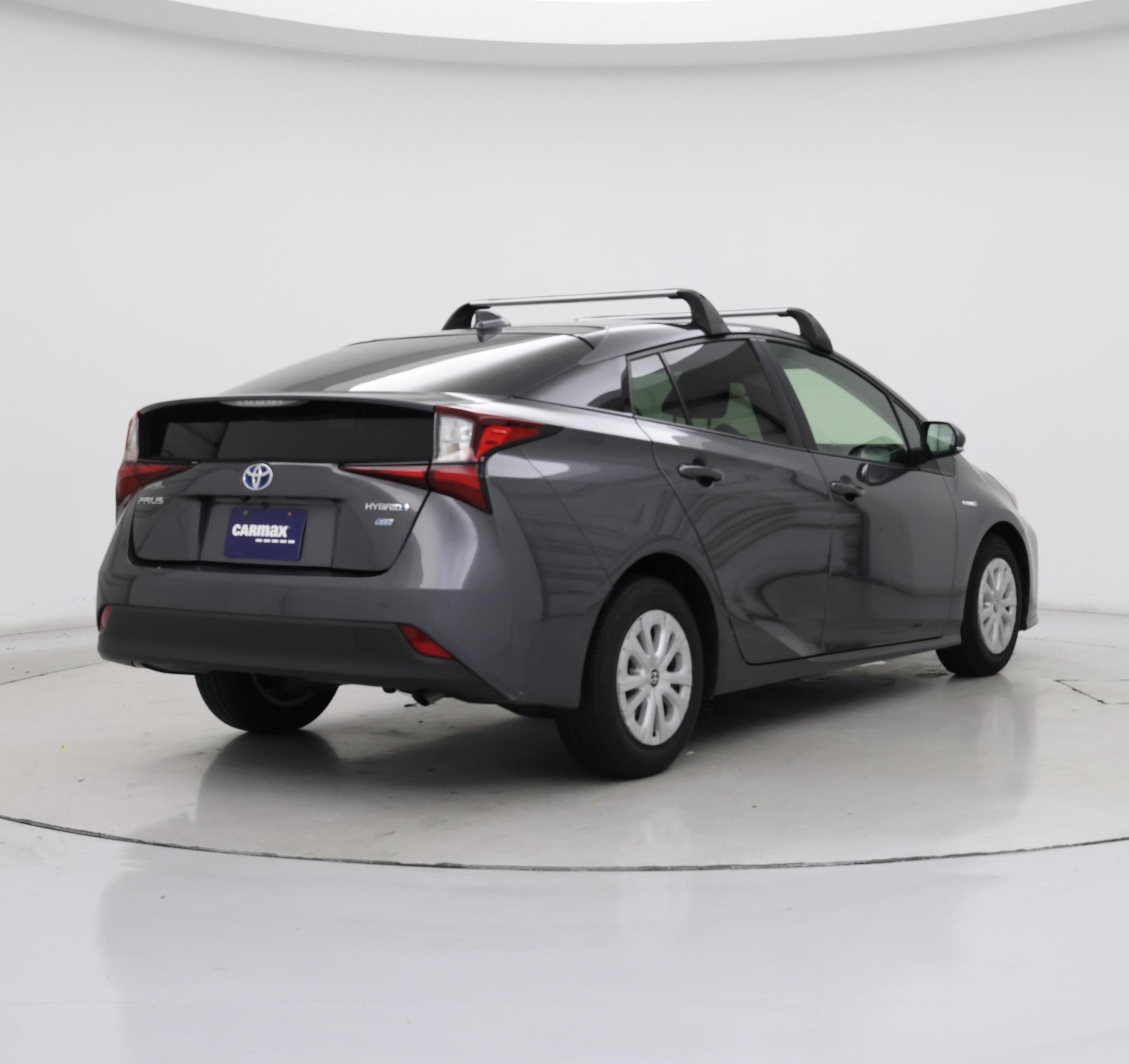 Thumbnail: 2022 Toyota Prius - 8
