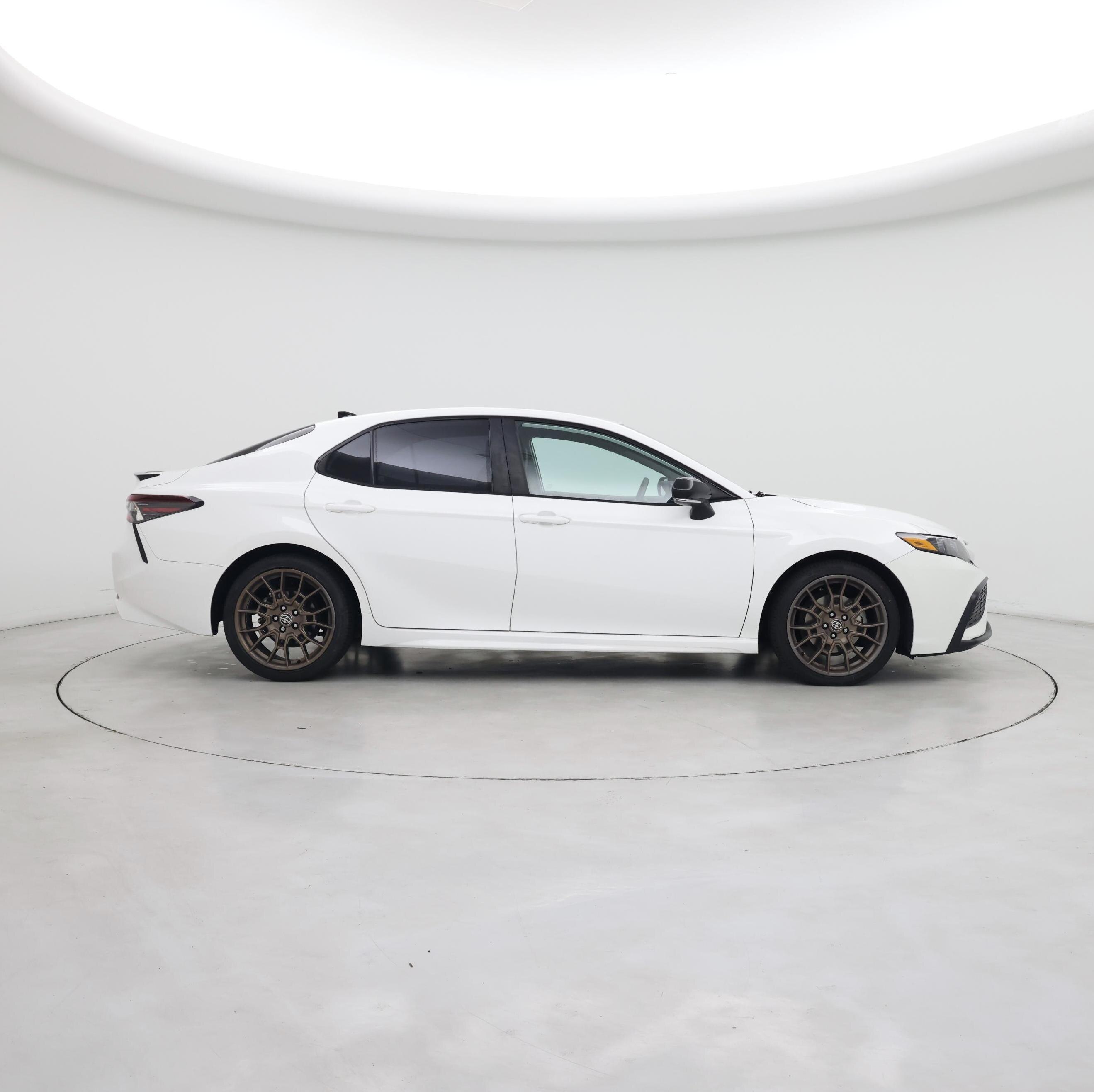 Thumbnail: 2023 Toyota Camry - 7