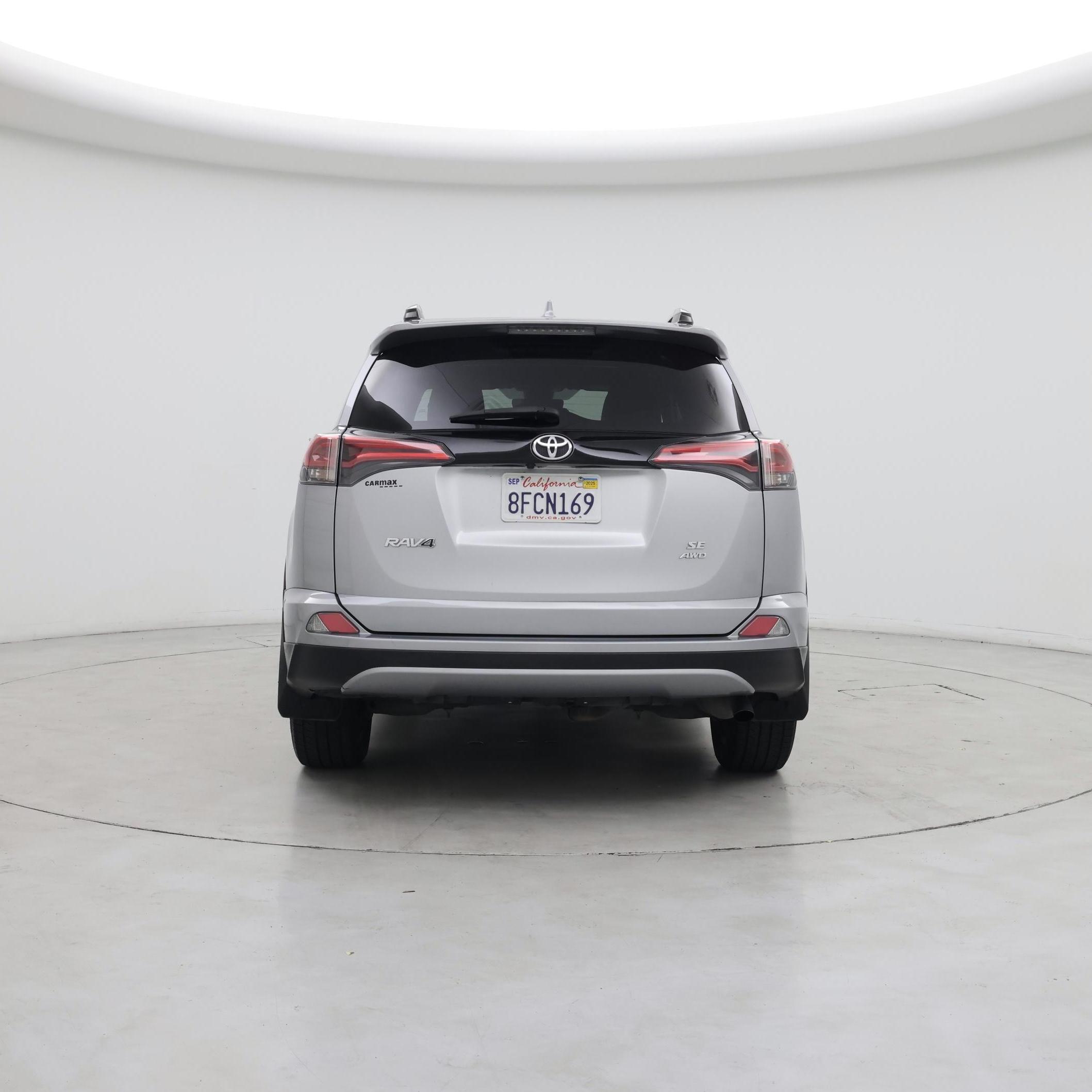Thumbnail: 2018 Toyota RAV4 - 6
