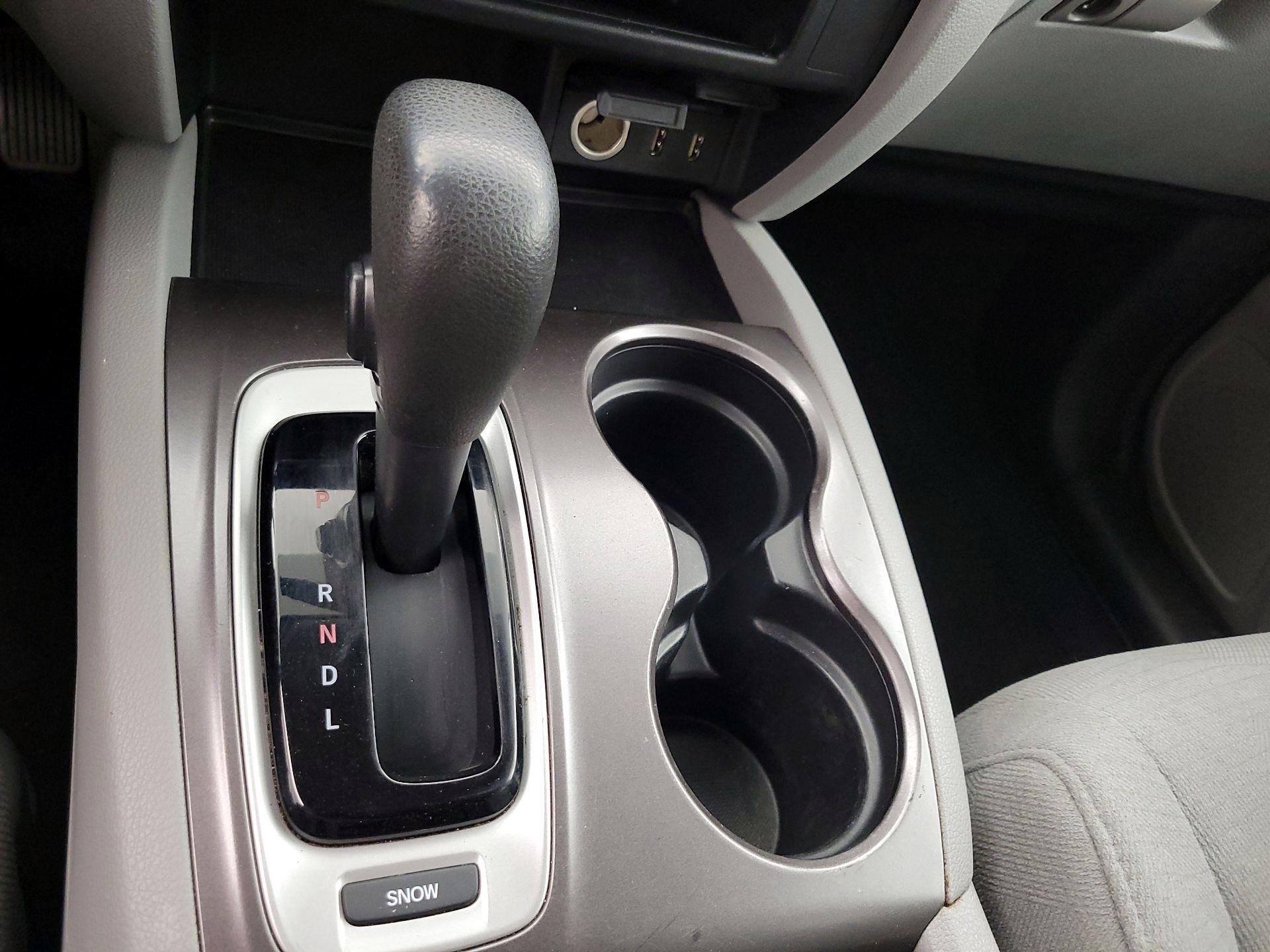 Thumbnail: 2016 Honda Pilot - 17