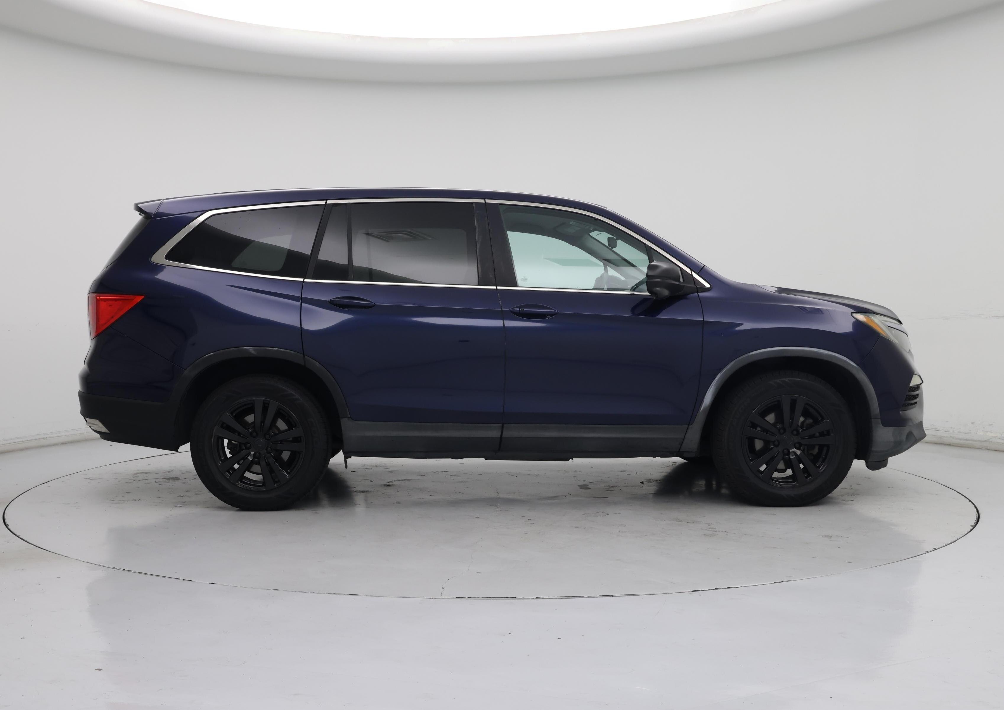 Thumbnail: 2016 Honda Pilot - 7