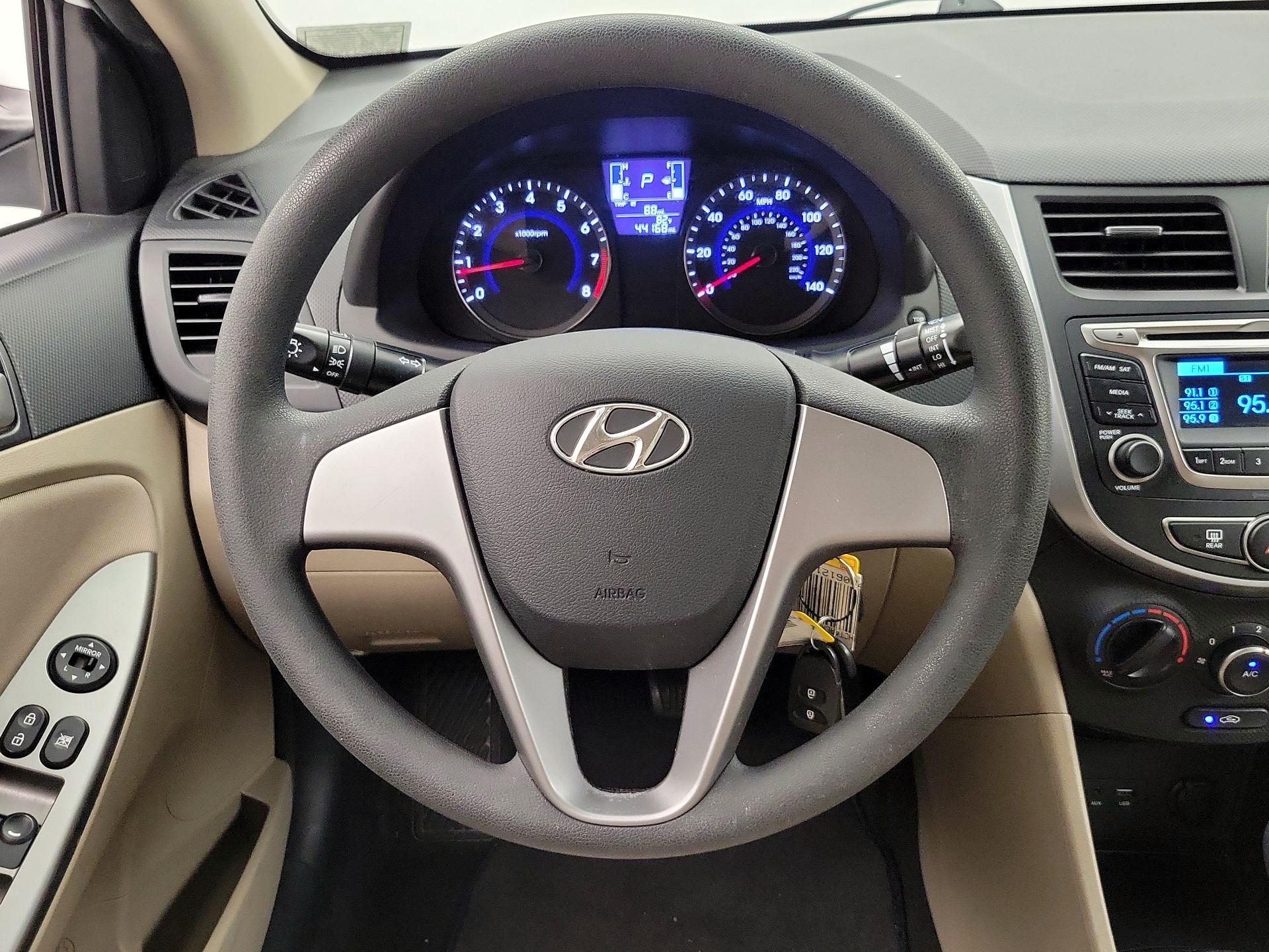 Thumbnail: 2017 Hyundai Accent - 10