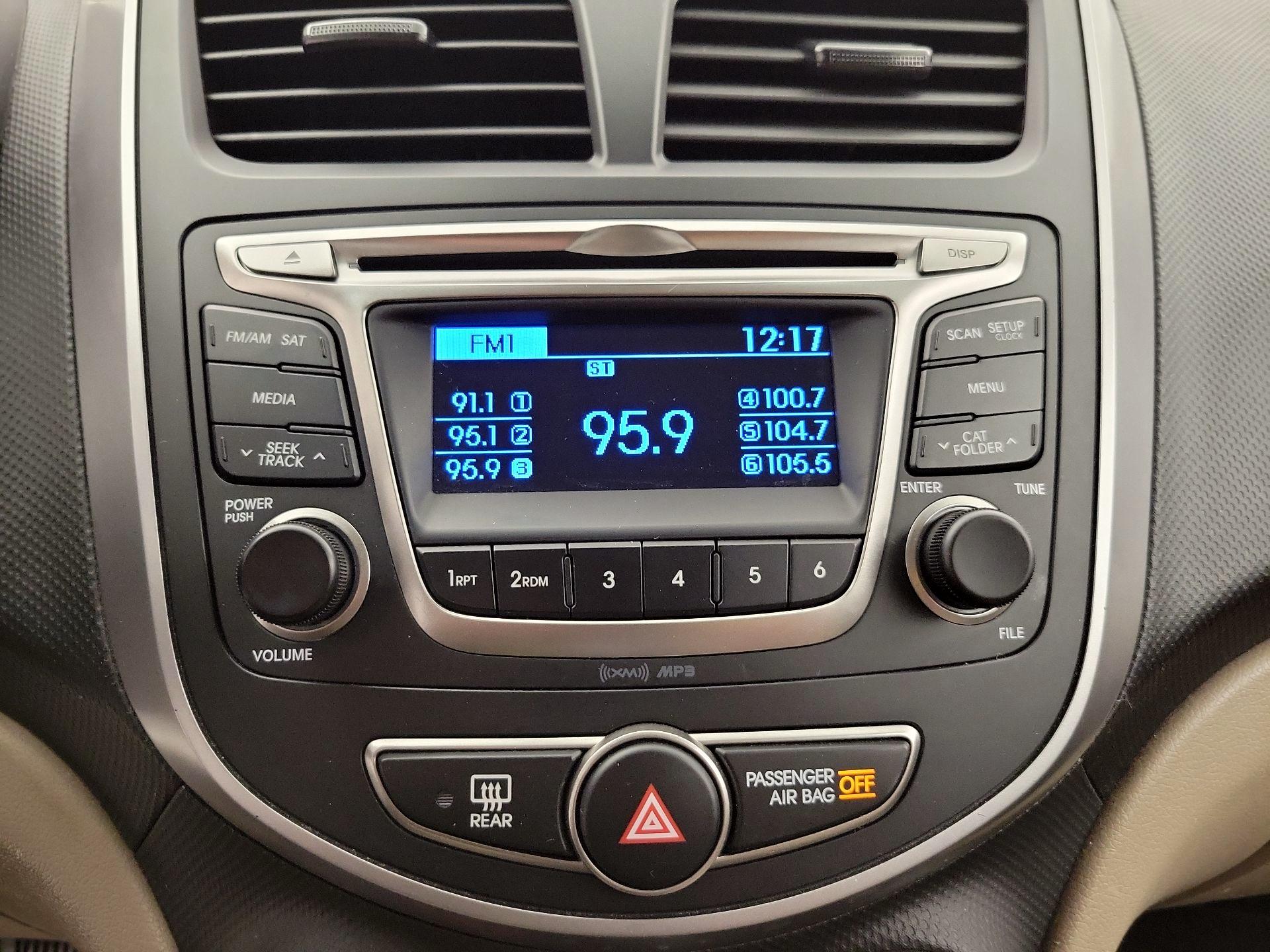 Thumbnail: 2017 Hyundai Accent - 14