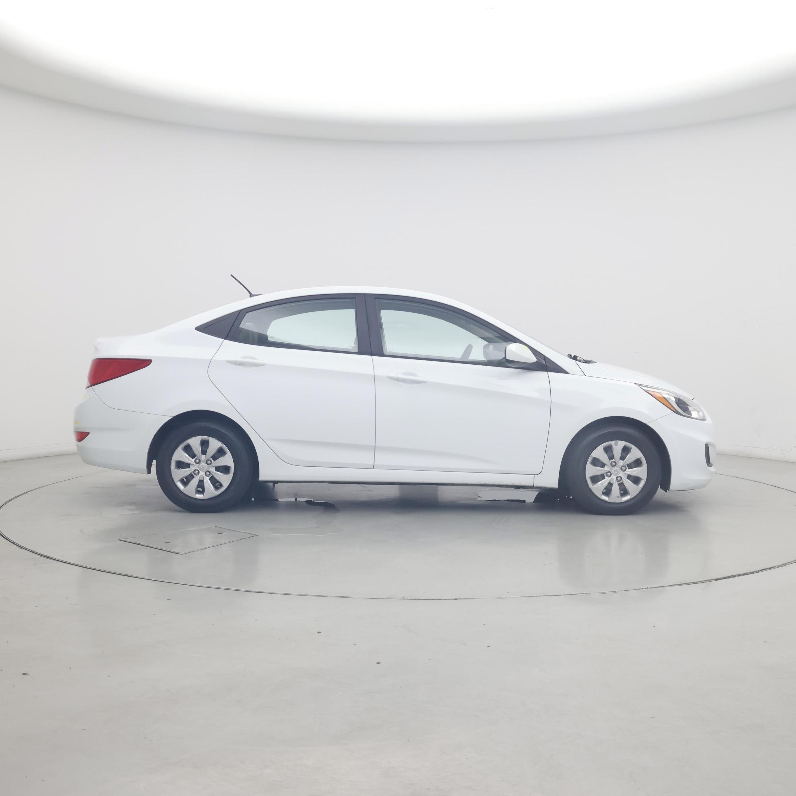 Thumbnail: 2017 Hyundai Accent - 7
