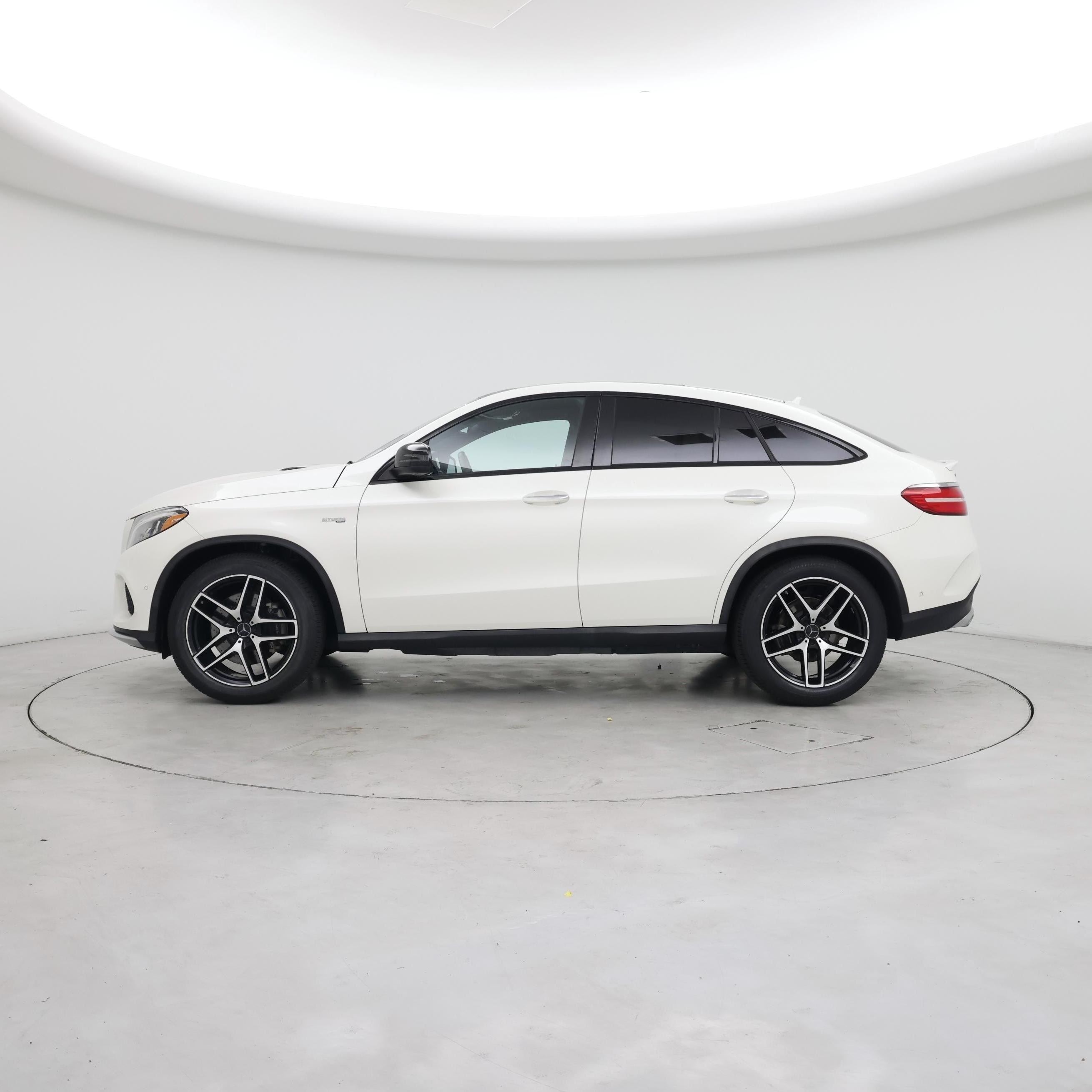 Thumbnail: 2017 Mercedes-Benz GLE - 3