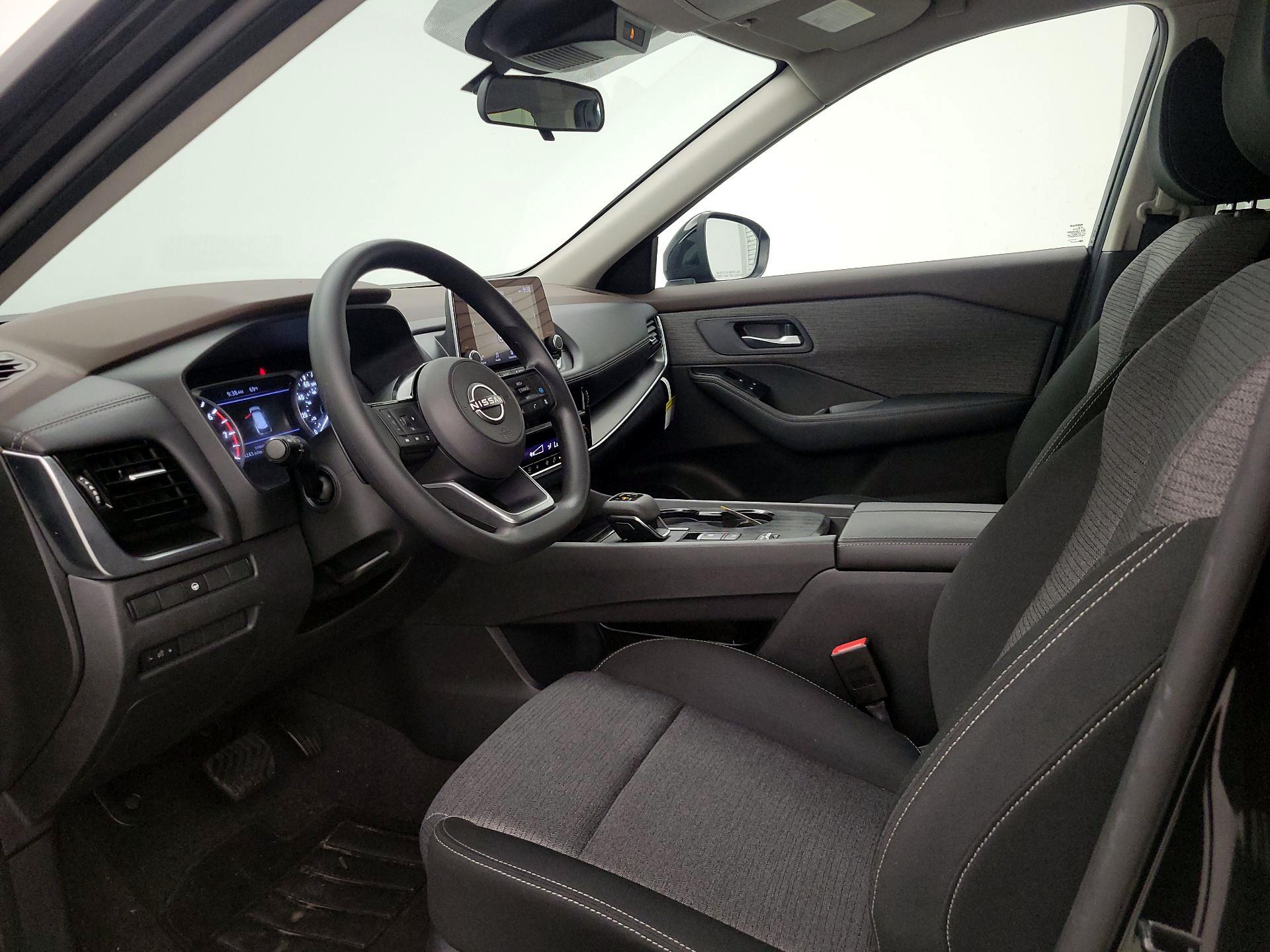 Thumbnail: 2023 Nissan Rogue - 11