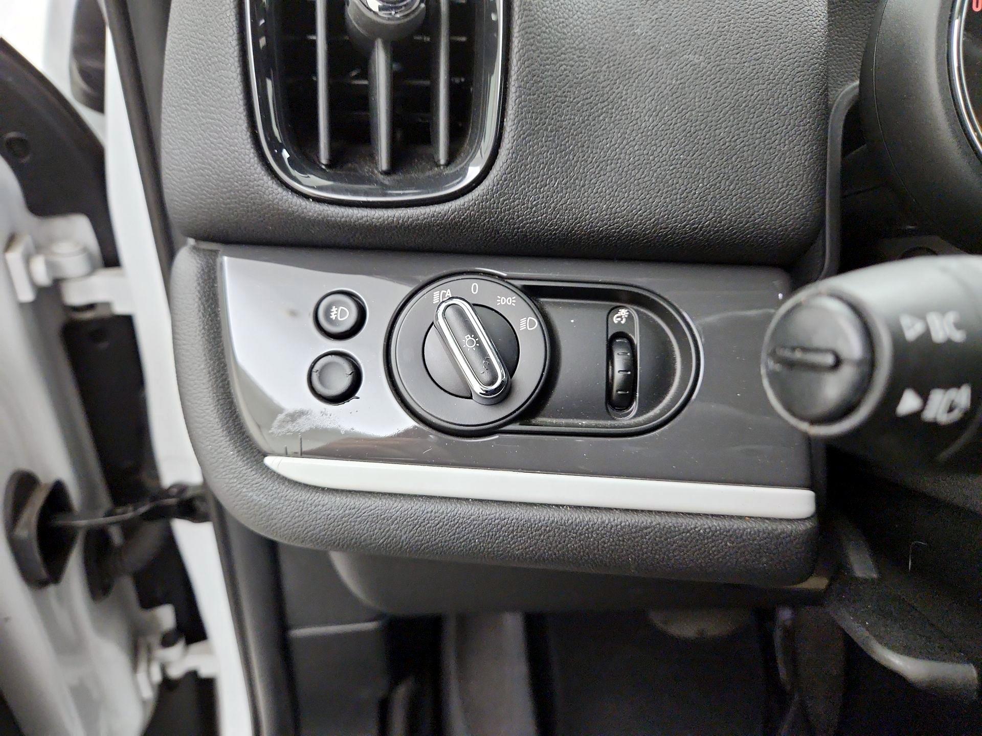 Thumbnail: 2019 MINI Cooper Countryman - 13