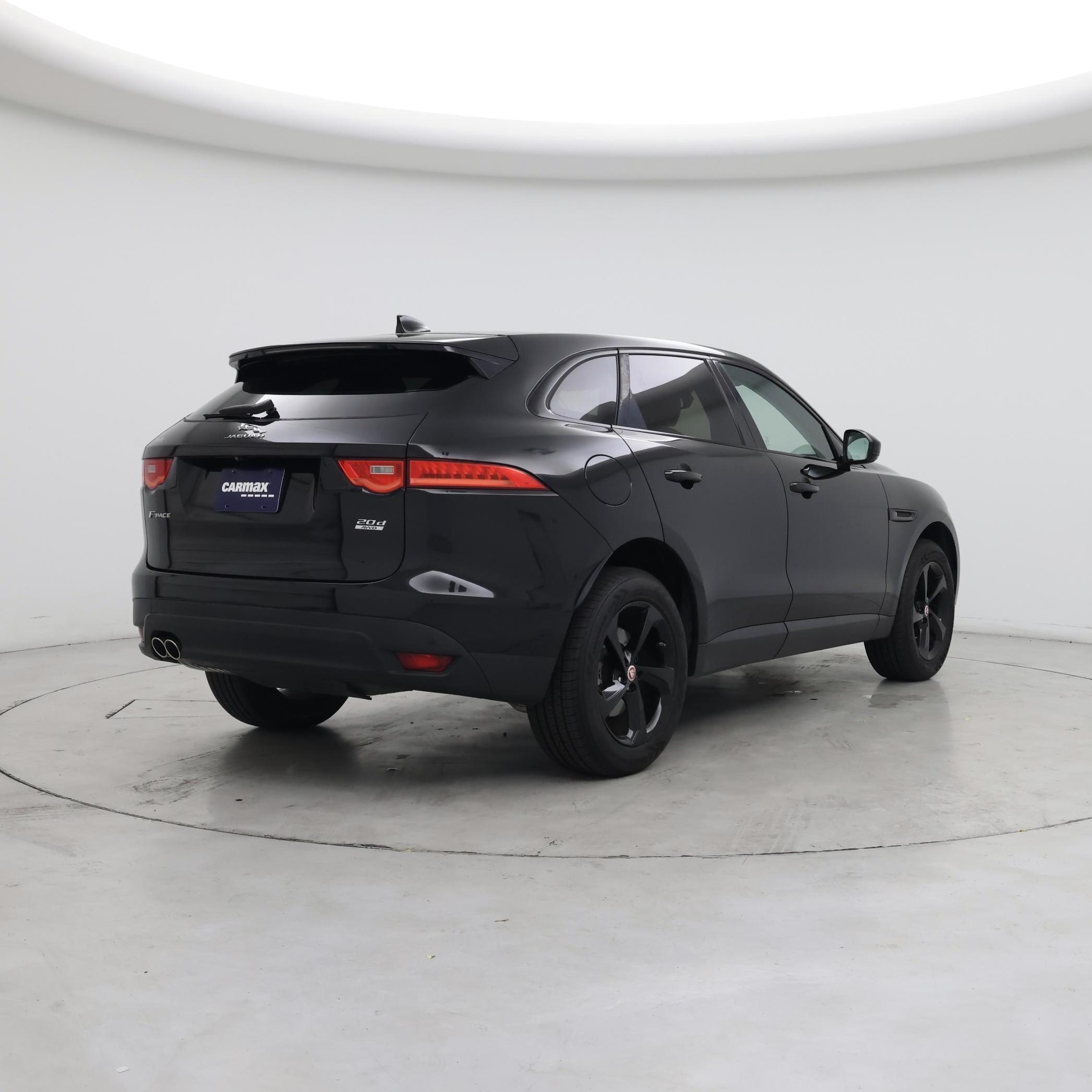Thumbnail: 2018 Jaguar F-Pace - 8