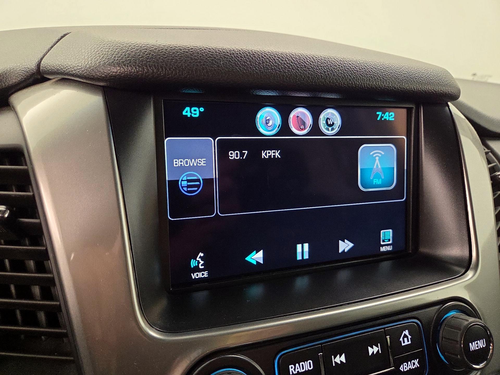 Thumbnail: 2015 Chevrolet Tahoe - 16