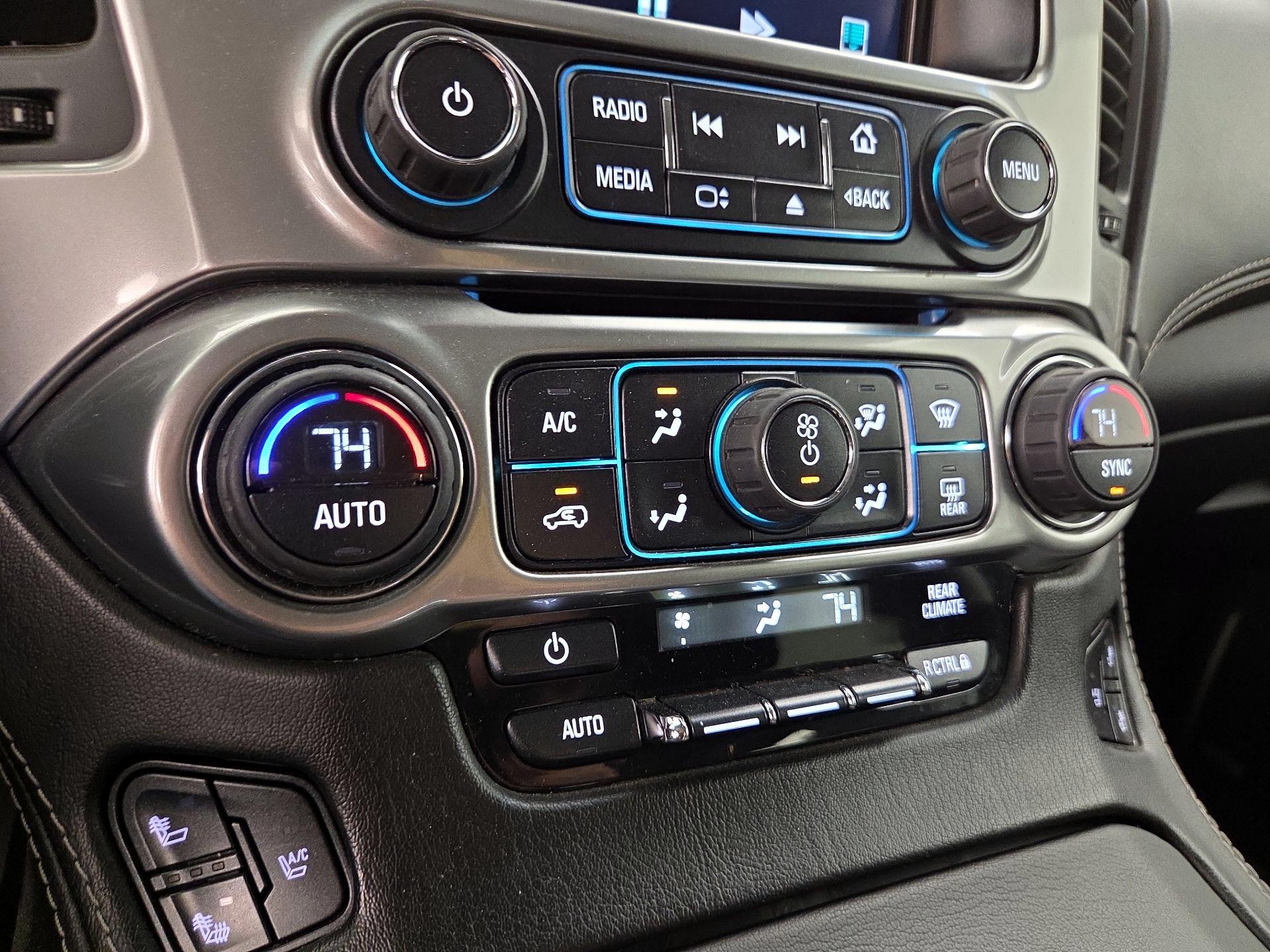 Thumbnail: 2015 Chevrolet Tahoe - 17