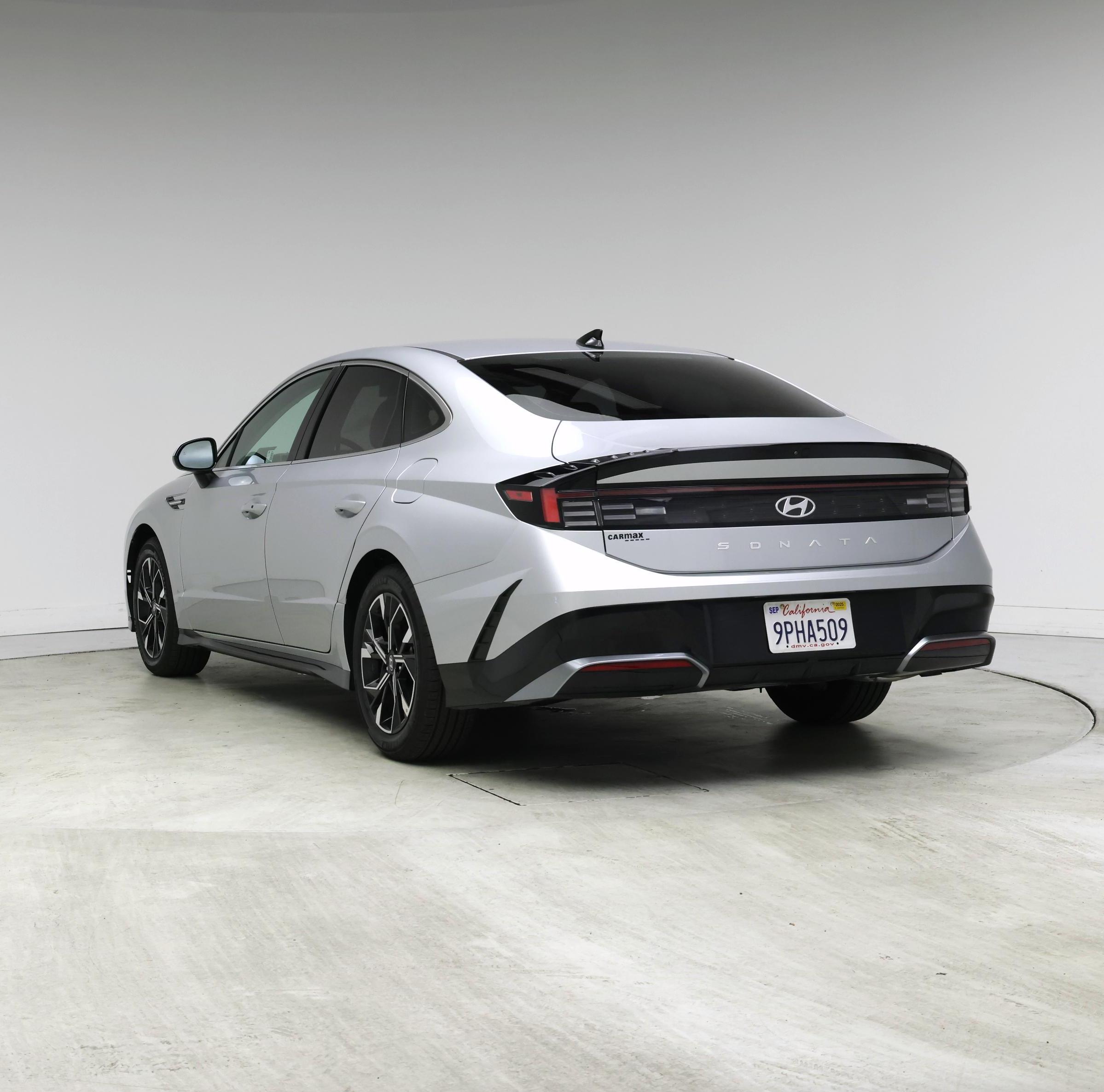 Thumbnail: 2024 Hyundai Sonata - 2