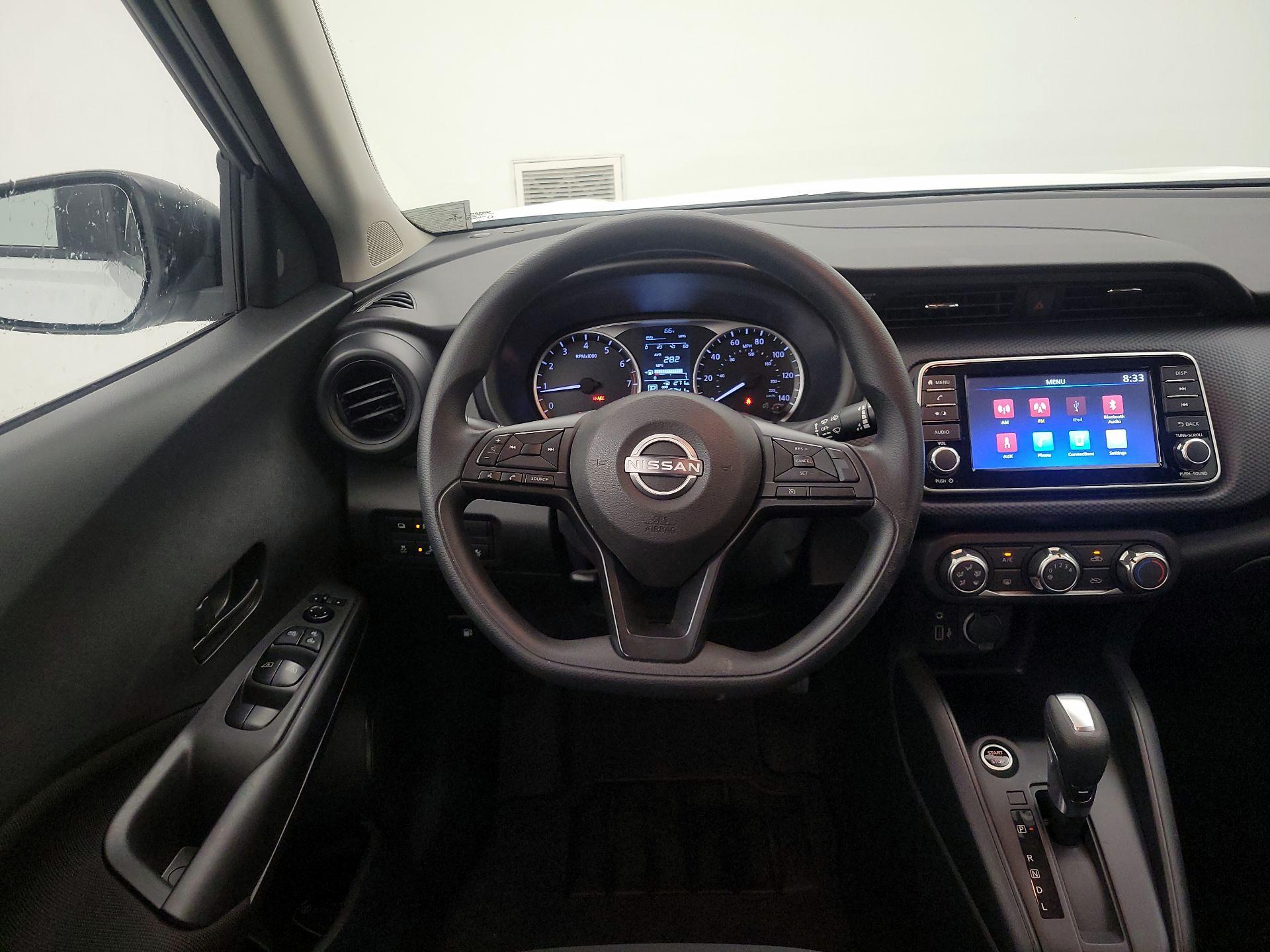 Thumbnail: 2023 Nissan Kicks - 10