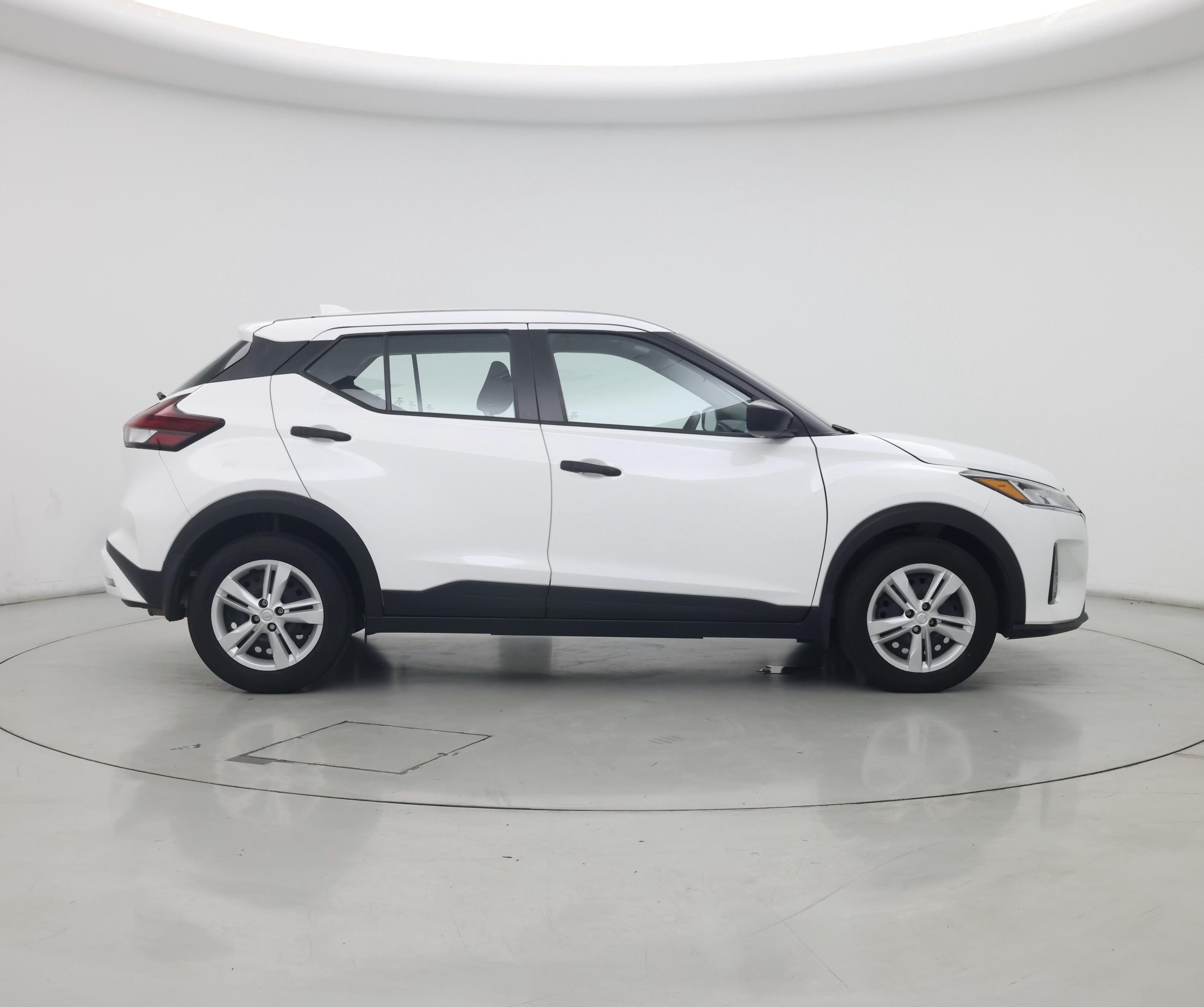 Thumbnail: 2023 Nissan Kicks - 7