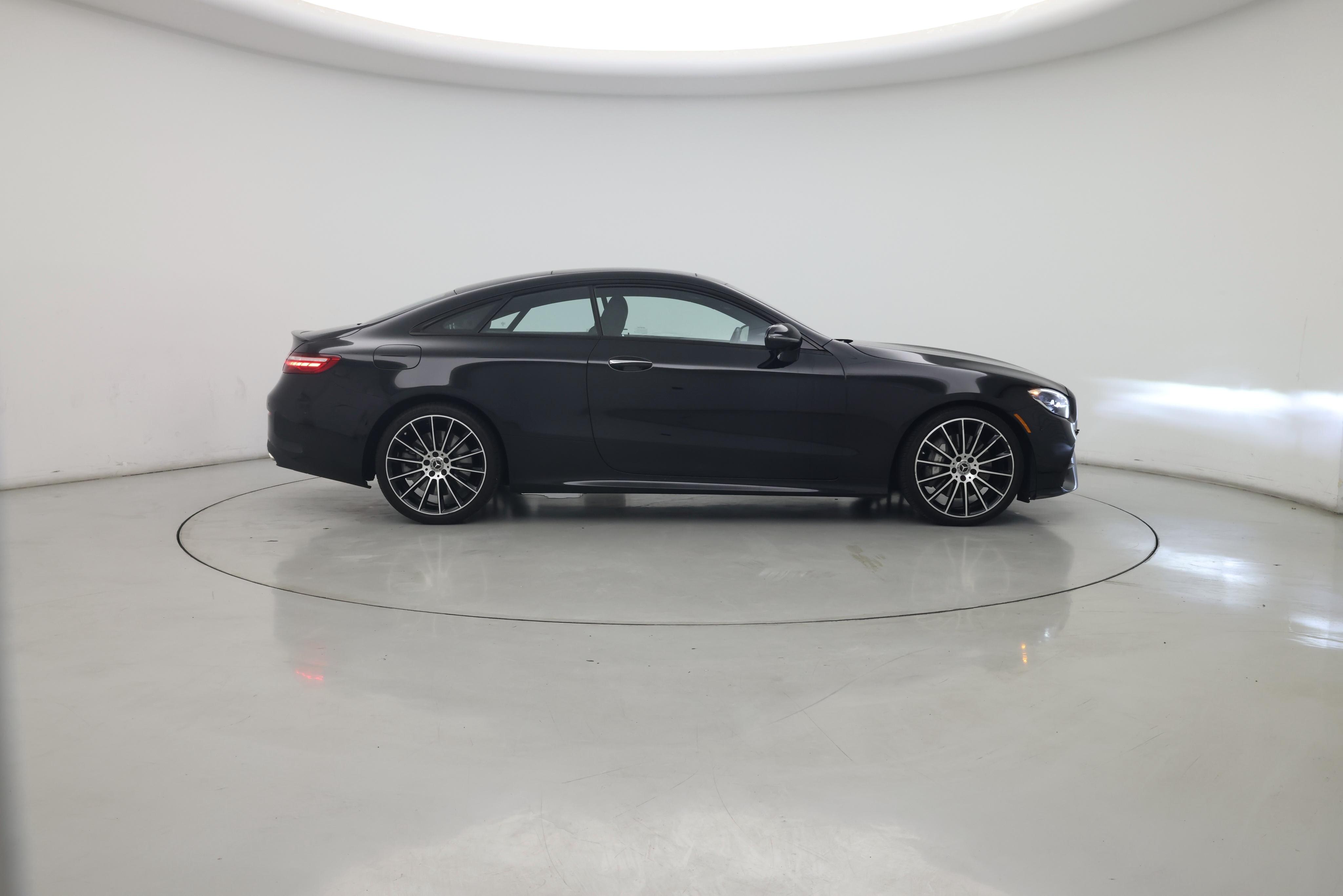 Thumbnail: 2022 Mercedes-Benz E-Class - 7