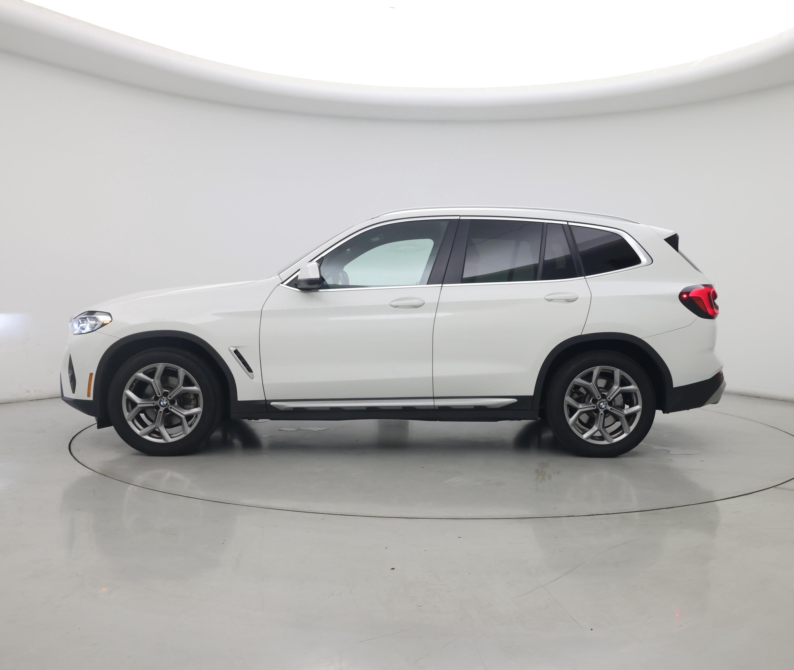 Thumbnail: 2023 BMW X3 - 3
