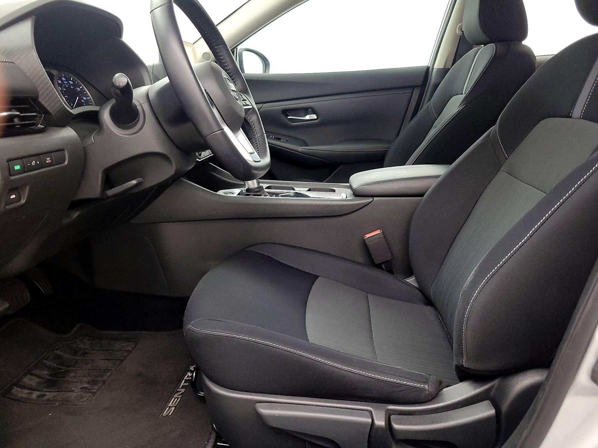 Thumbnail: 2020 Nissan Sentra - 11
