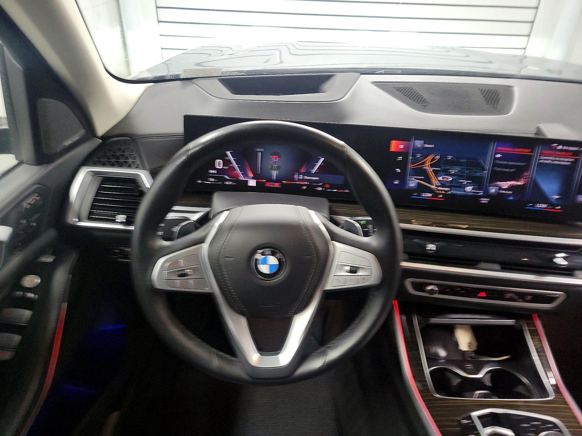 Thumbnail: 2023 BMW X7 - 10
