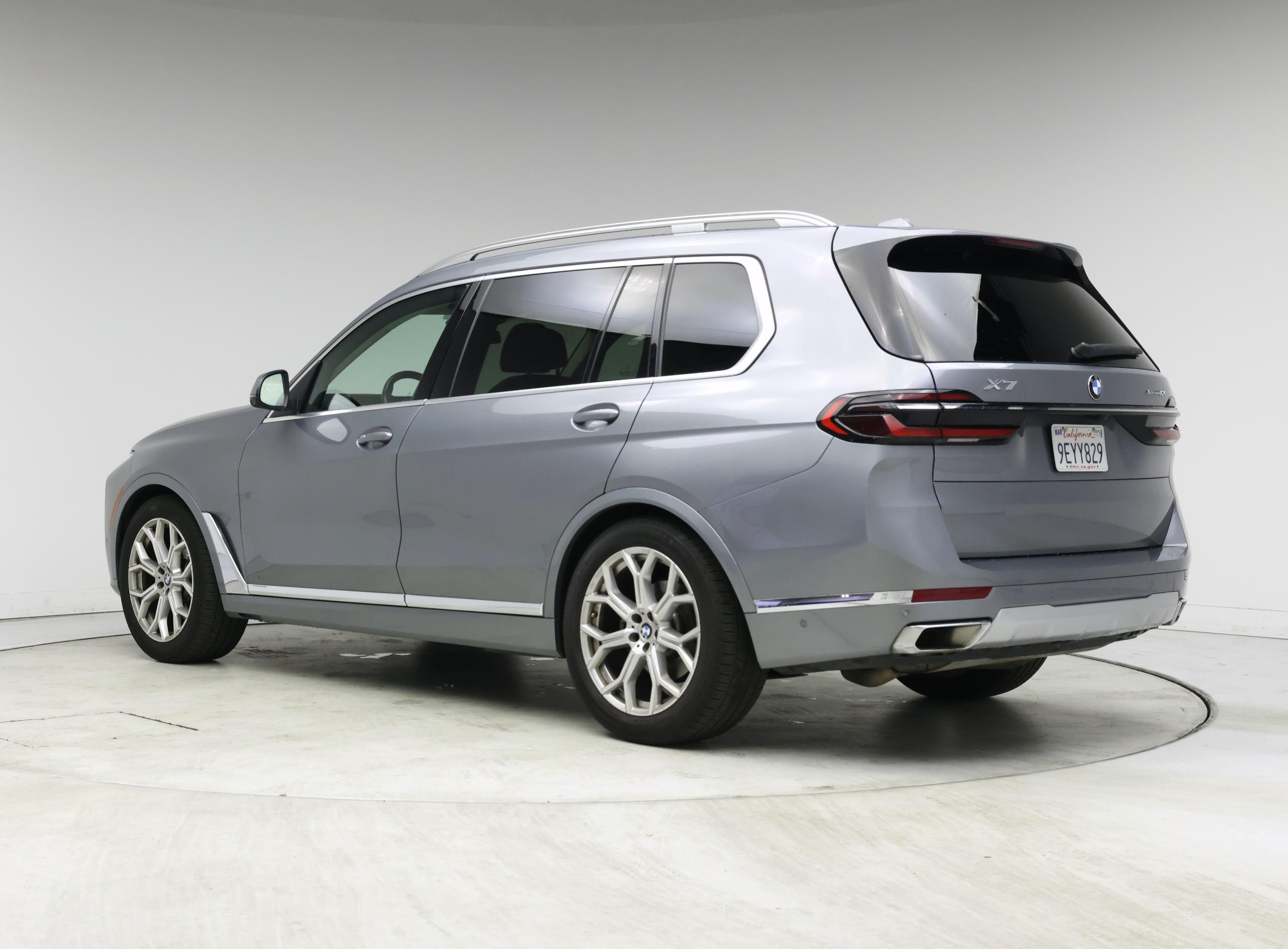 Thumbnail: 2023 BMW X7 - 2