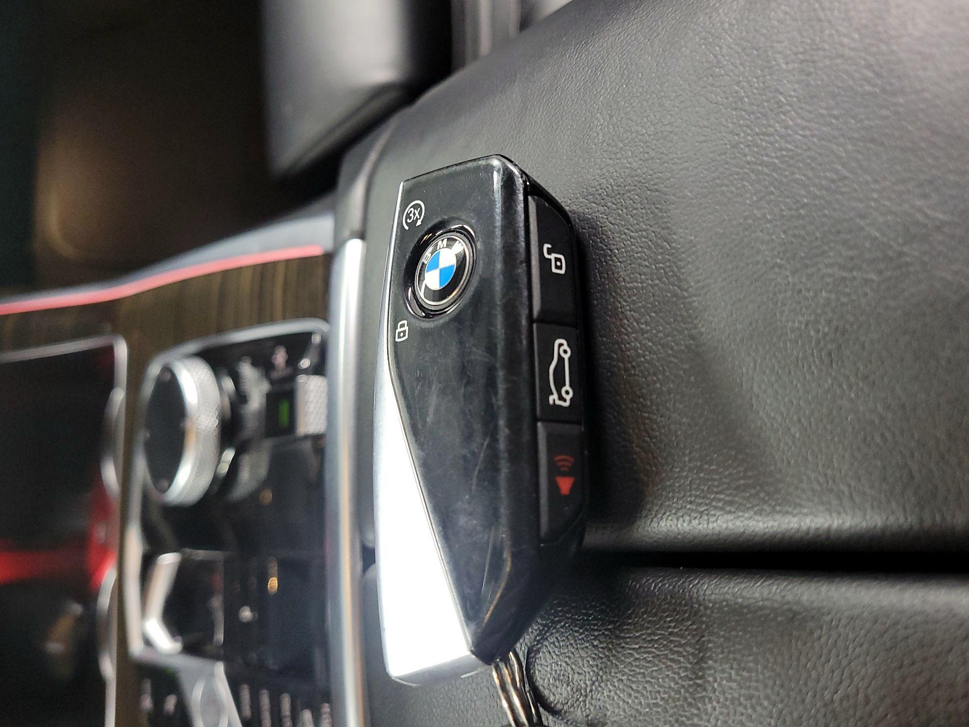 Thumbnail: 2023 BMW X7 - 20