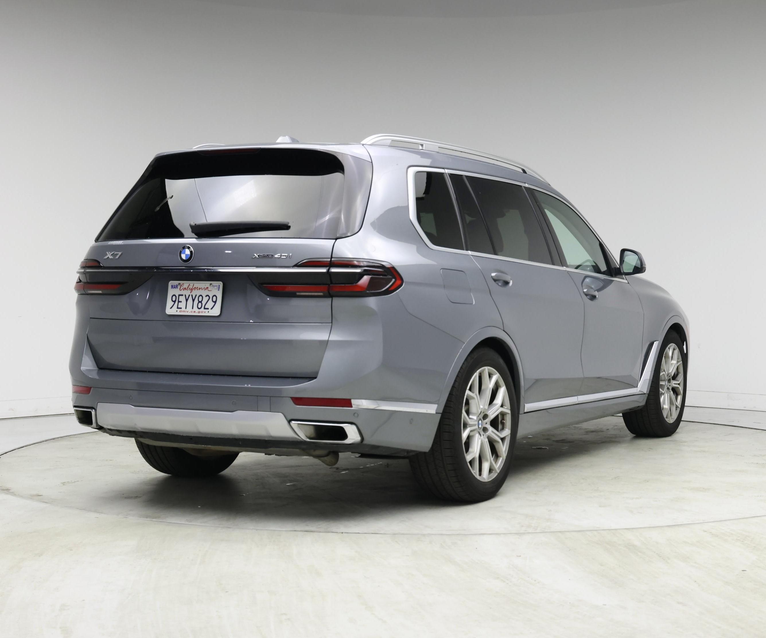 Thumbnail: 2023 BMW X7 - 8