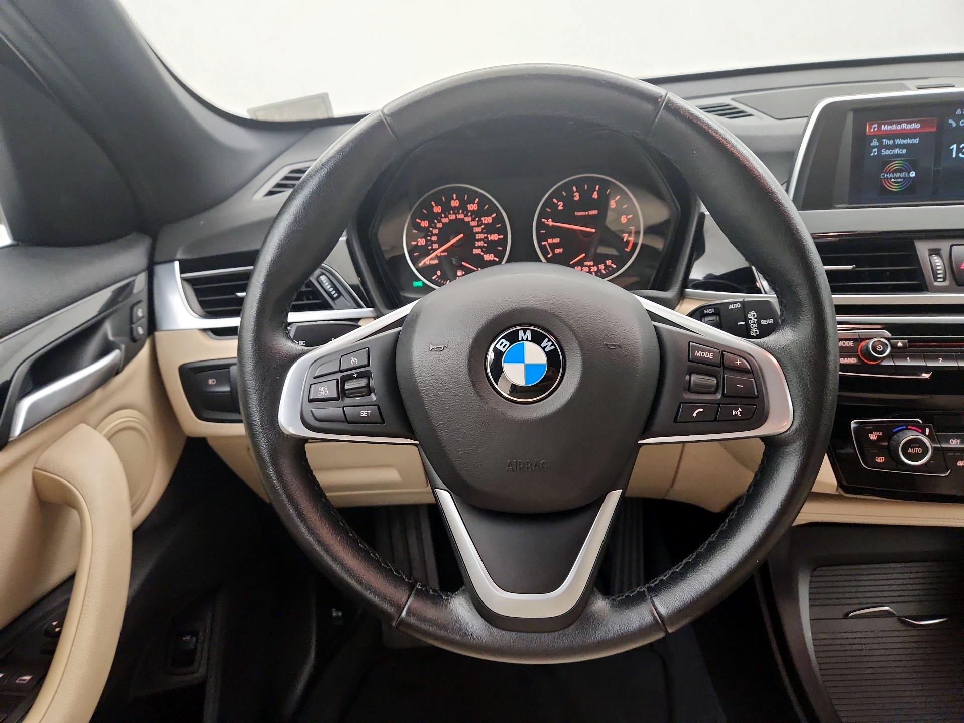 Thumbnail: 2018 BMW X1 - 10