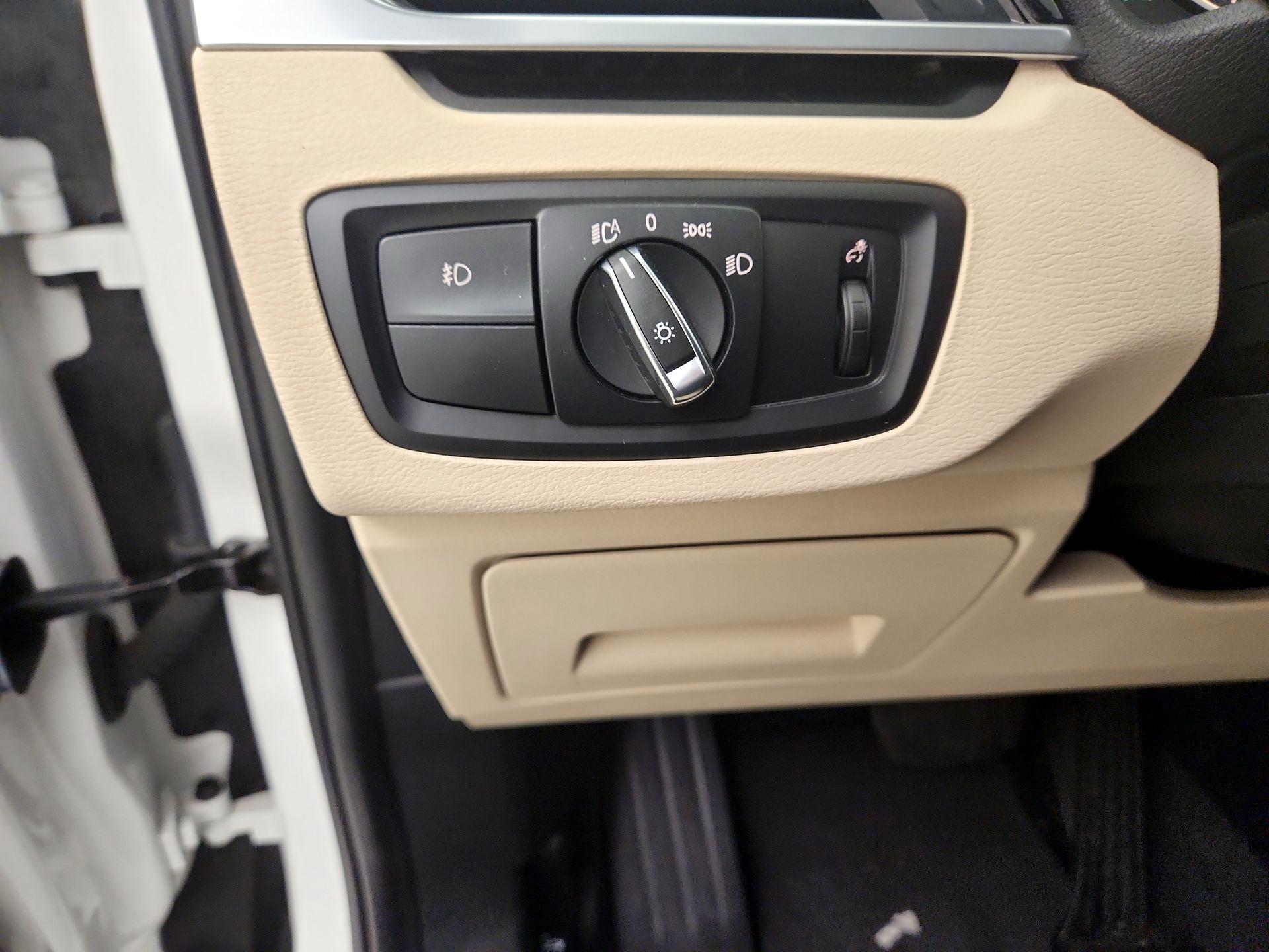 Thumbnail: 2018 BMW X1 - 13