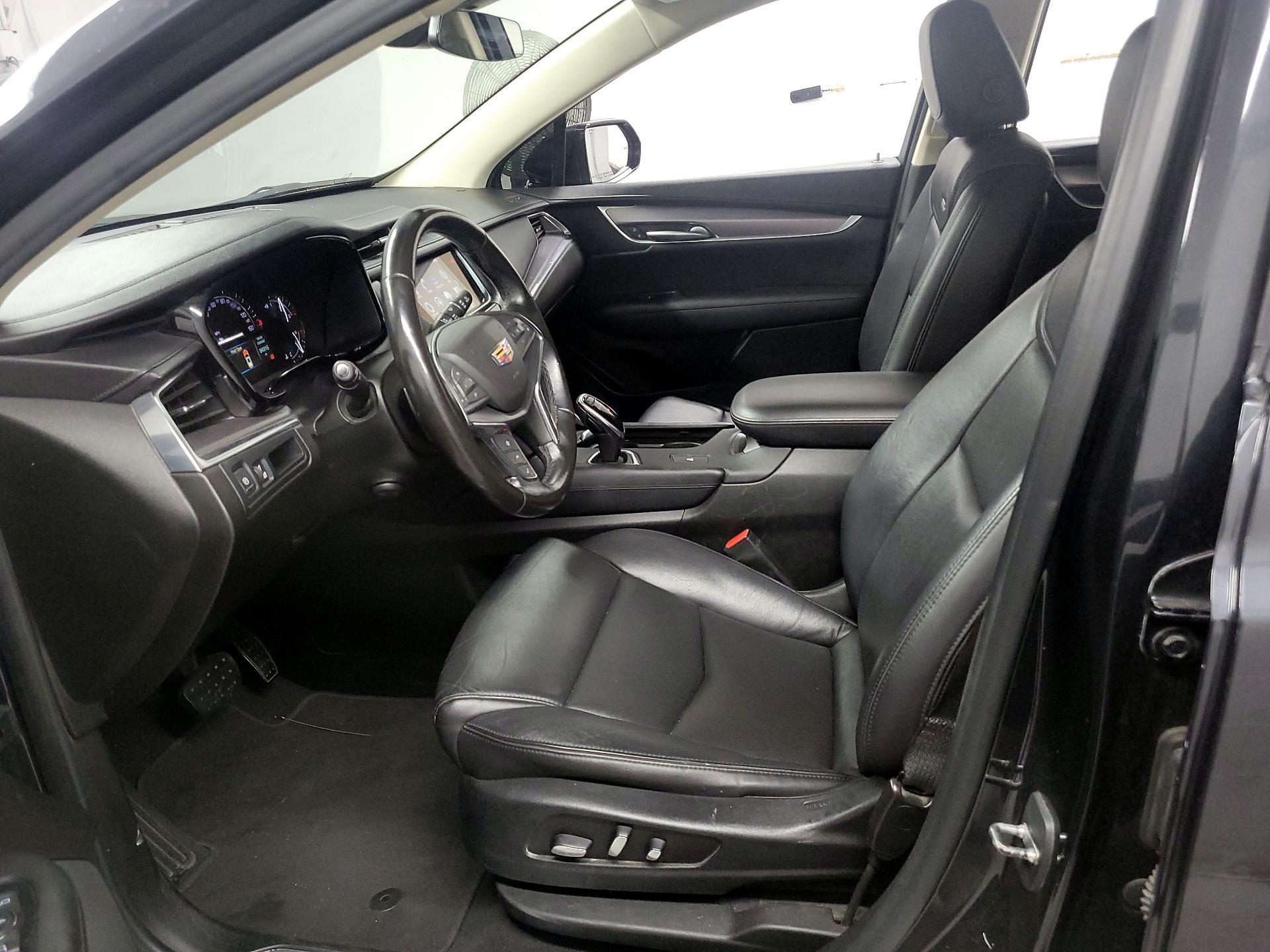 Thumbnail: 2019 Cadillac XT5 - 11