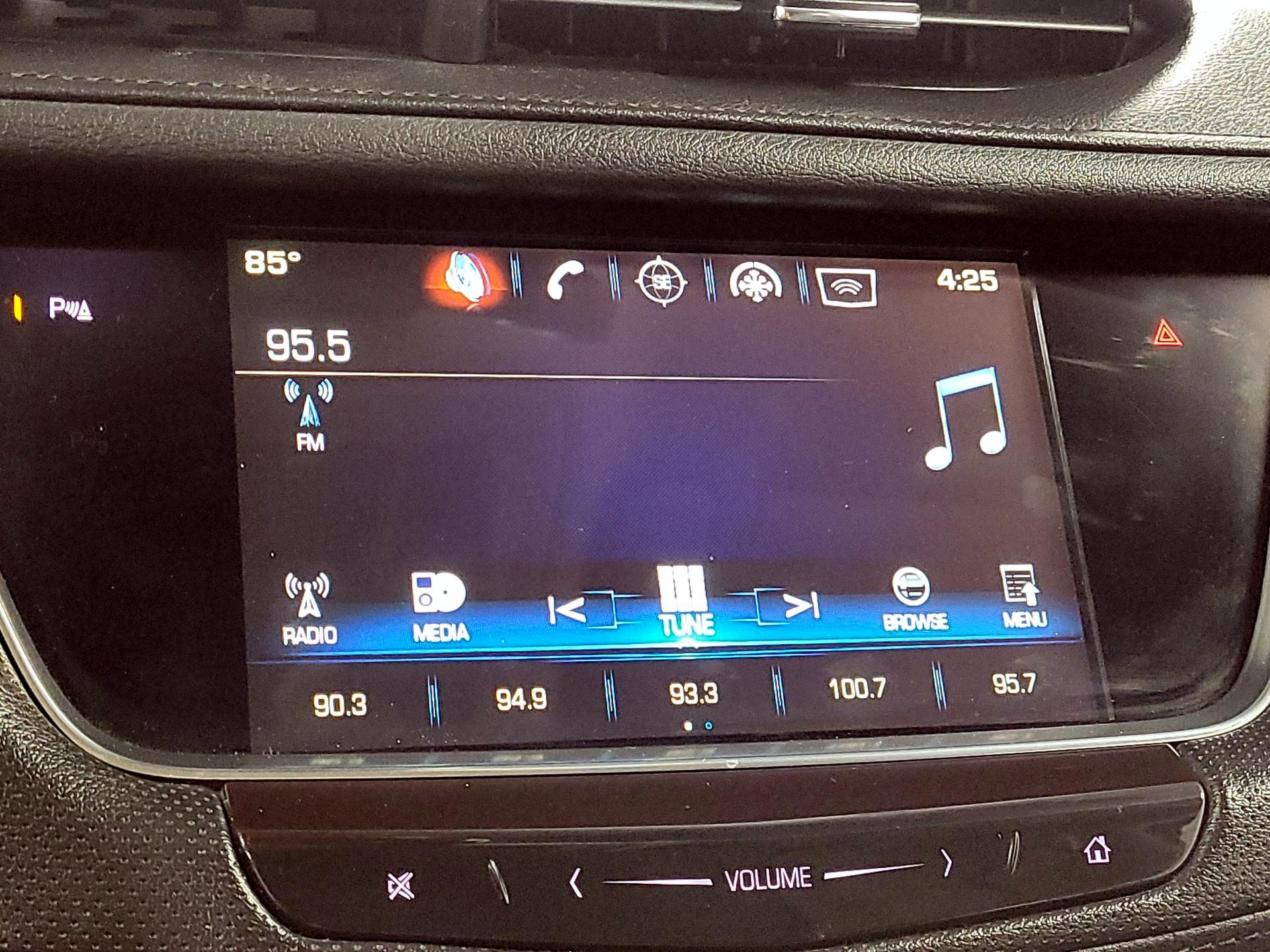 Thumbnail: 2019 Cadillac XT5 - 16