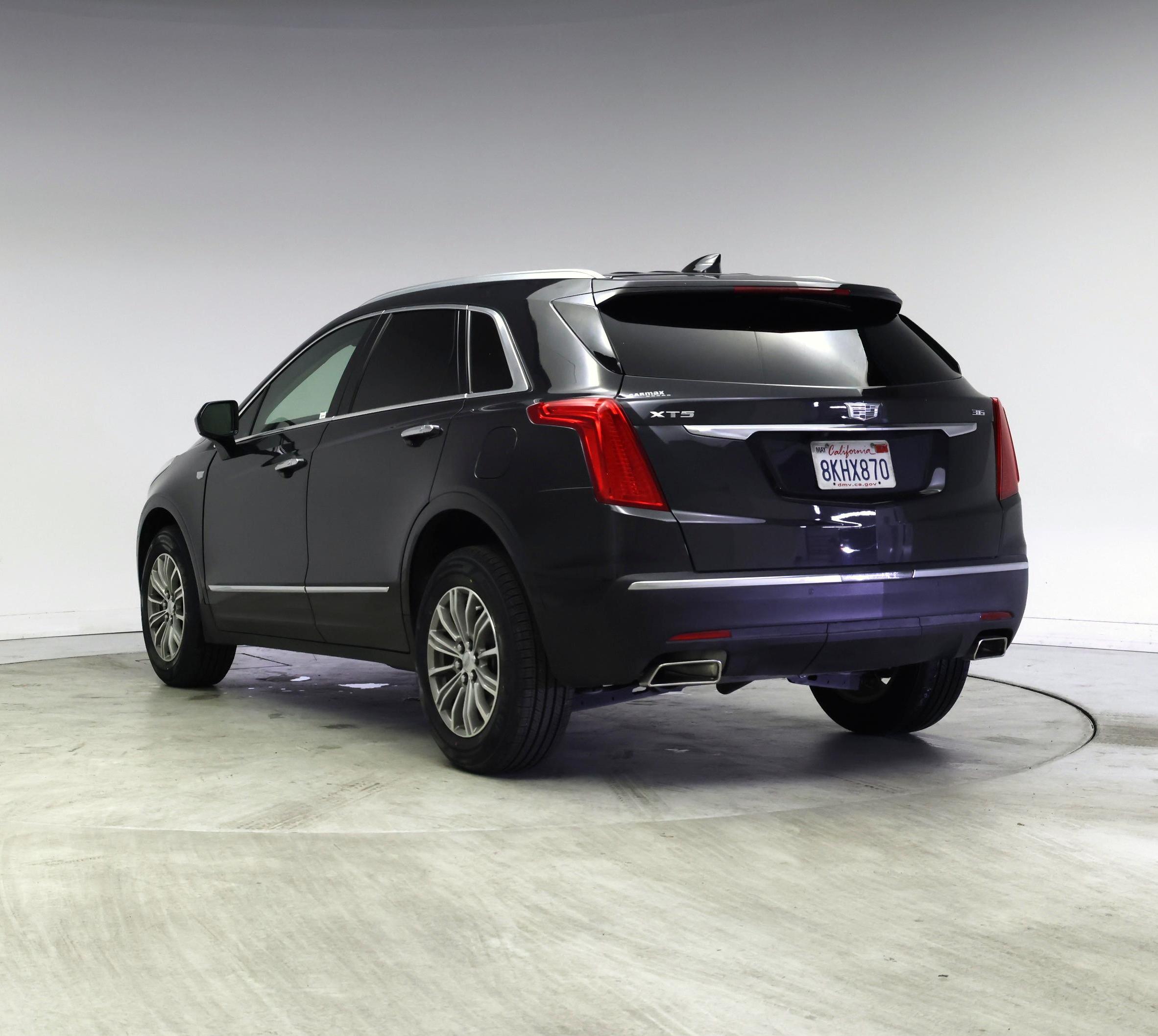 Thumbnail: 2019 Cadillac XT5 - 2