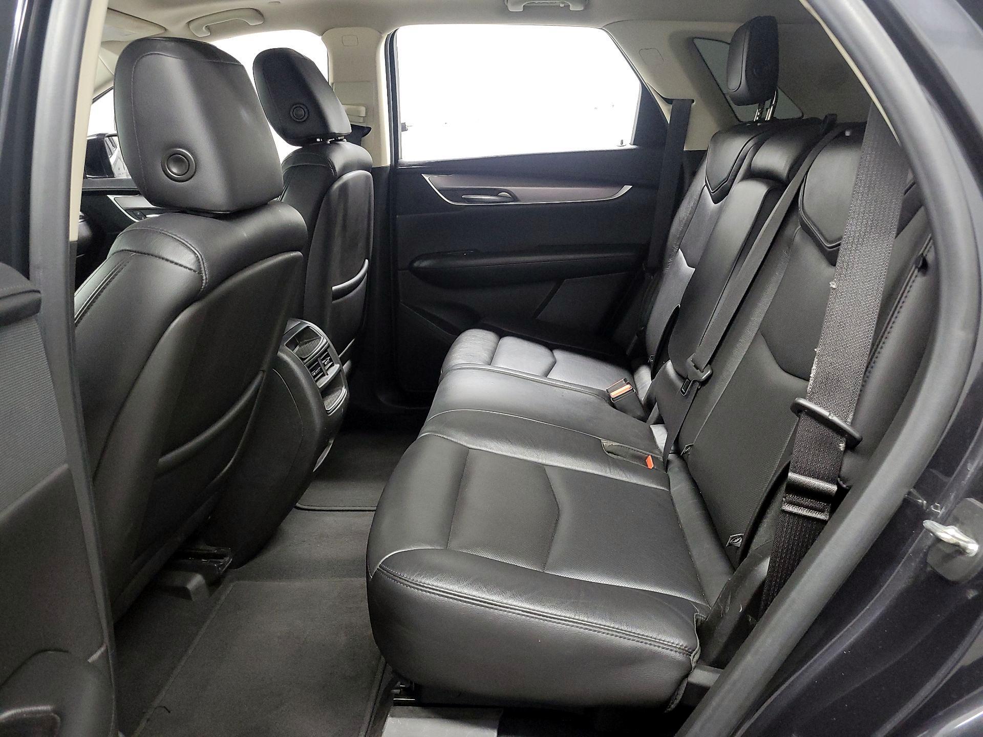 Thumbnail: 2019 Cadillac XT5 - 19